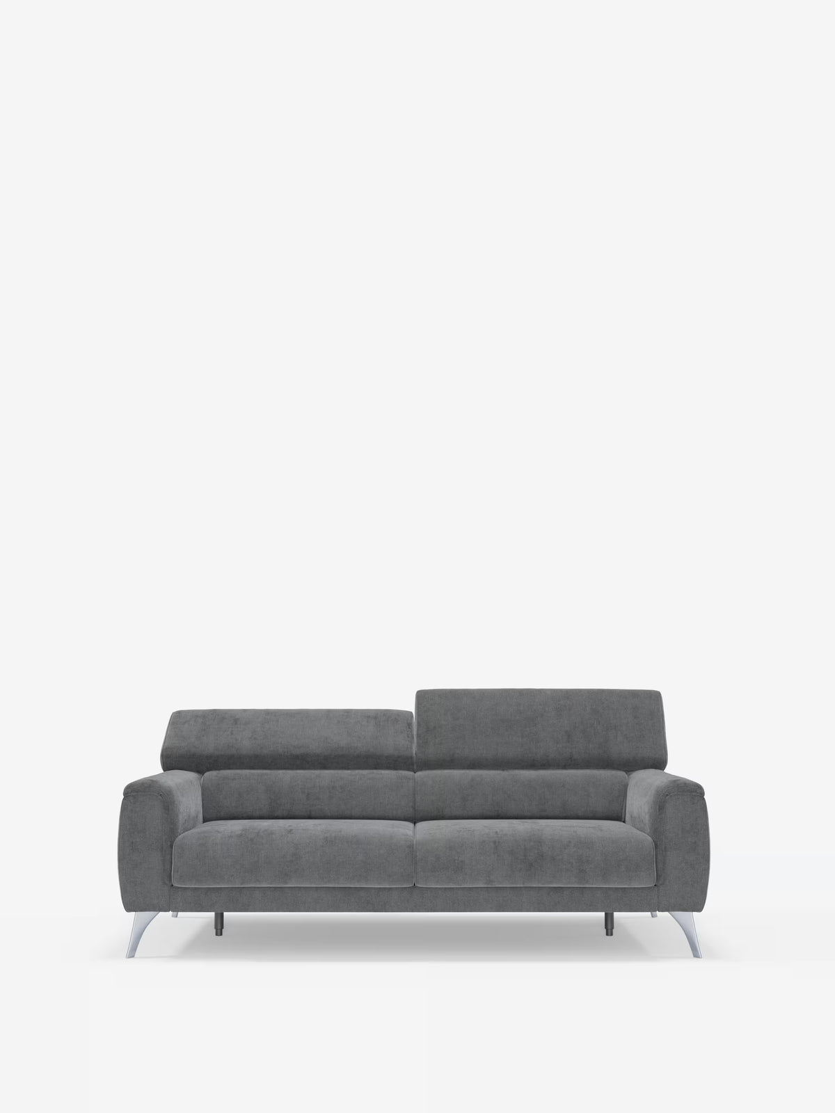 Vi presentiamo il divano Caravaggio a 2 e 3 posti di Divani.Store: un divano elegante e moderno in grigio, rivestito con il tessuto T31, resistente e facile da pulire. Questo divano lineare dal design minimalista presenta ampi braccioli, due cuscini di seduta, eleganti gambe in metallo e dettagli innovativi quali sedute allungabili e poggiatesta reclinabili. Su uno sfondo bianco semplice, il Caravaggio diventa il punto focale indiscusso dell’immagine, coniugando perfettamente lo stile contemporaneo con un