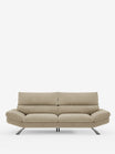 Vi presentiamo il divano Eclipse dal design moderno a 2 e 3 posti con schienali traslanti di Divani.Store: un divano contemporaneo color beige caratterizzato da morbidi cuscini, ampi braccioli e schienali bassi regolabili. Questo divano contemporaneo minimalista poggia su piedini alti in metallo nero, sottili e angolati, ed è rivestito in elegante microfibra T11, facile da pulire. Esposto su uno sfondo bianco a tinta unita, il suo design incarna lo stile moderno.