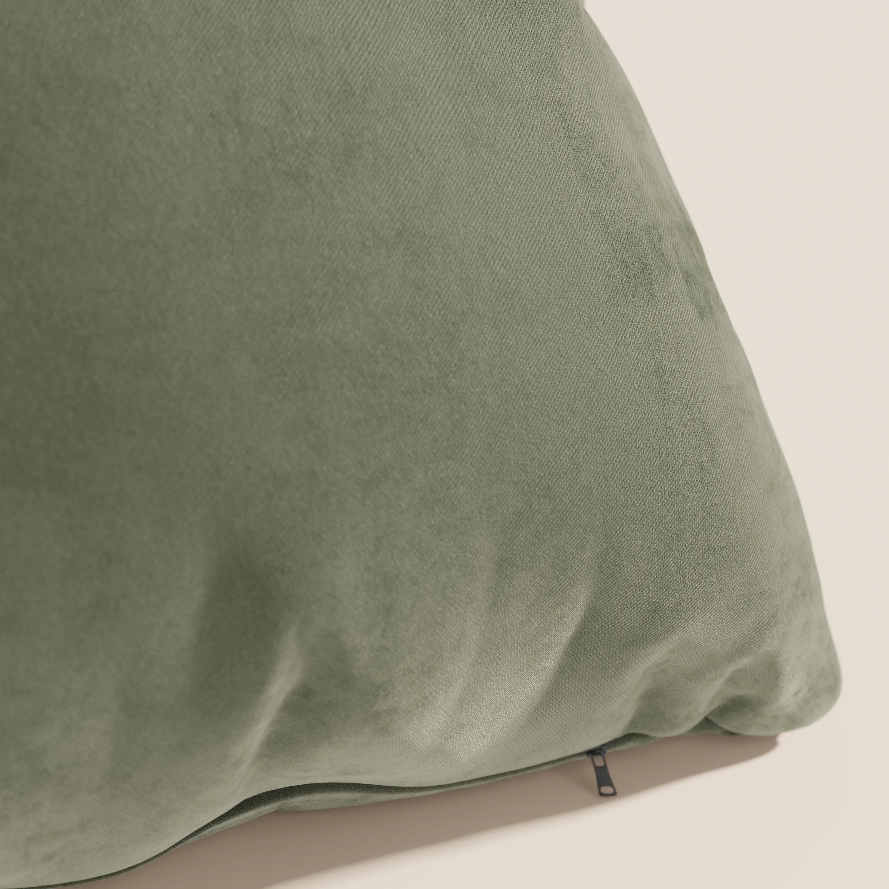 Gioiello cuscino in elegante tessuto morbido T30 - divani.store