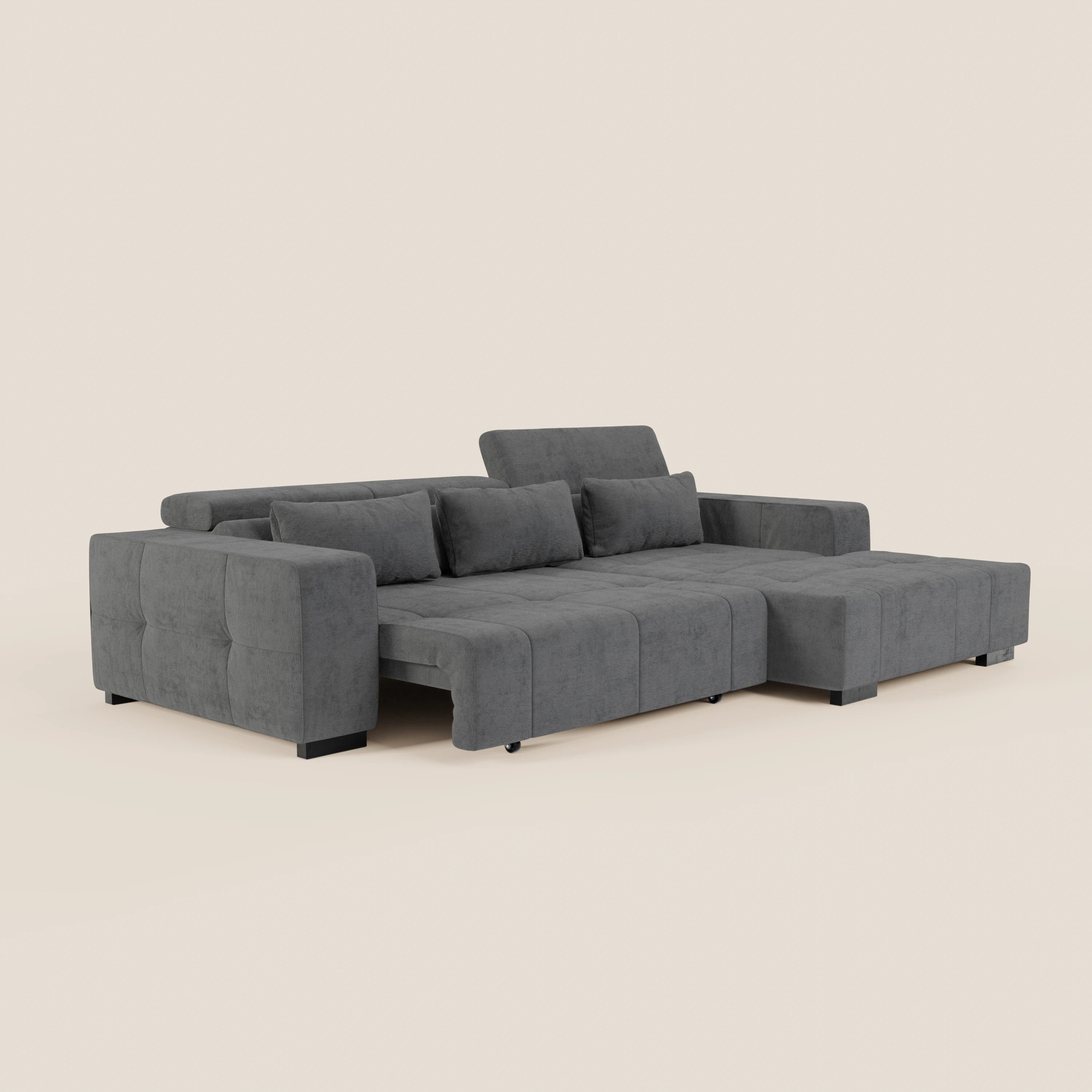 Il divano Monarch angolare con penisola di Divani.Store è caratterizzato da poggiatesta reclinabili, relax elettrico per allungamento sedute e morbido tessuto smacchiabile T31, che unisce comfort e stile in un moderno colore grigio.