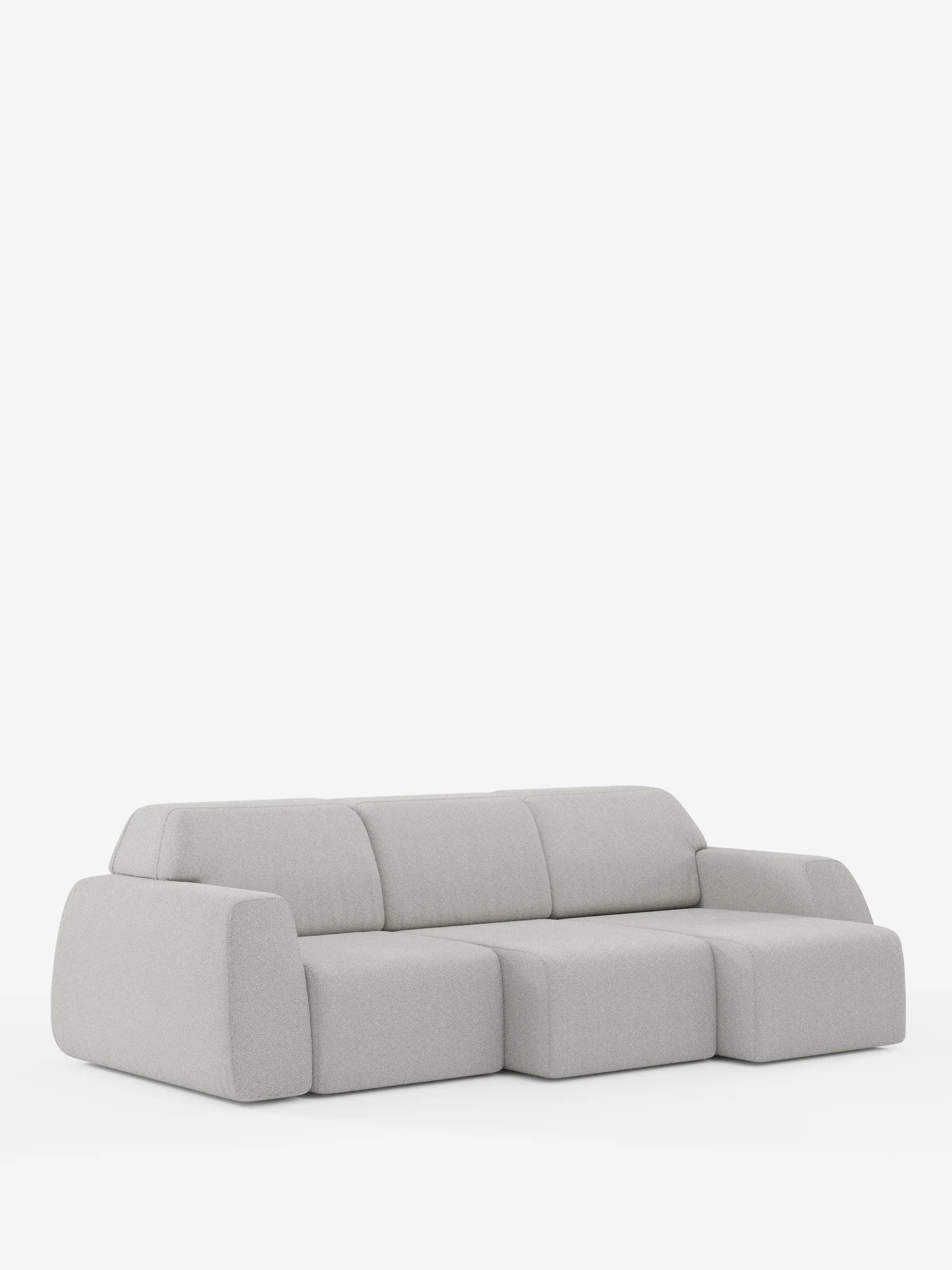 Un divano Orbit contemporaneo, di colore grigio chiaro, con 3 sedute scorrevoli e allungabili in tessuto effetto cotone smacchiabile T33 di Divani.Store, caratterizzato da sedute indipendenti scorrevoli e allungabili, cuscini morbidi e braccioli e schienali bassi e arrotondati. Questo divano componibile include una chaise longue orientata a destra e presenta un design minimalista dalle linee morbide e pulite. Il divano è esposto su uno sfondo completamente bianco per esaltarne l’estetica moderna.