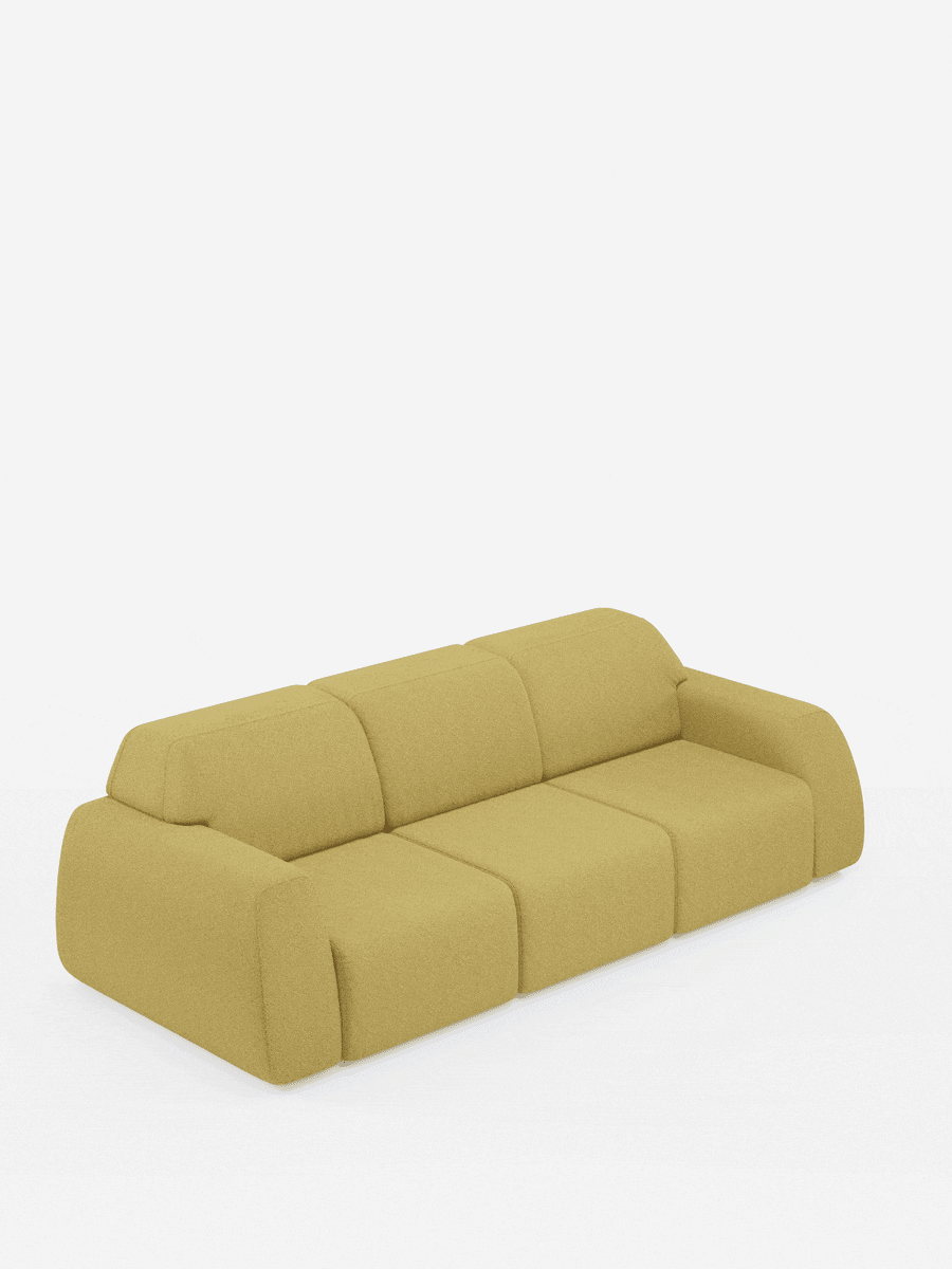 Un divano Orbit contemporaneo e modulare con 3 sedute scorrevoli e allungabili di Divani.Store, caratterizzato da tre ampie sedute con funzioni indipendenti di scorrimento e allungamento per un comfort personalizzabile. Rivestito in tessuto T33 effetto cotone di colore giallo chiaro e resistente alle macchie, il divano presenta curve morbide e braccioli bassi. Su uno sfondo bianco a tinta unita, il divano emerge come punto focale dell’immagine.