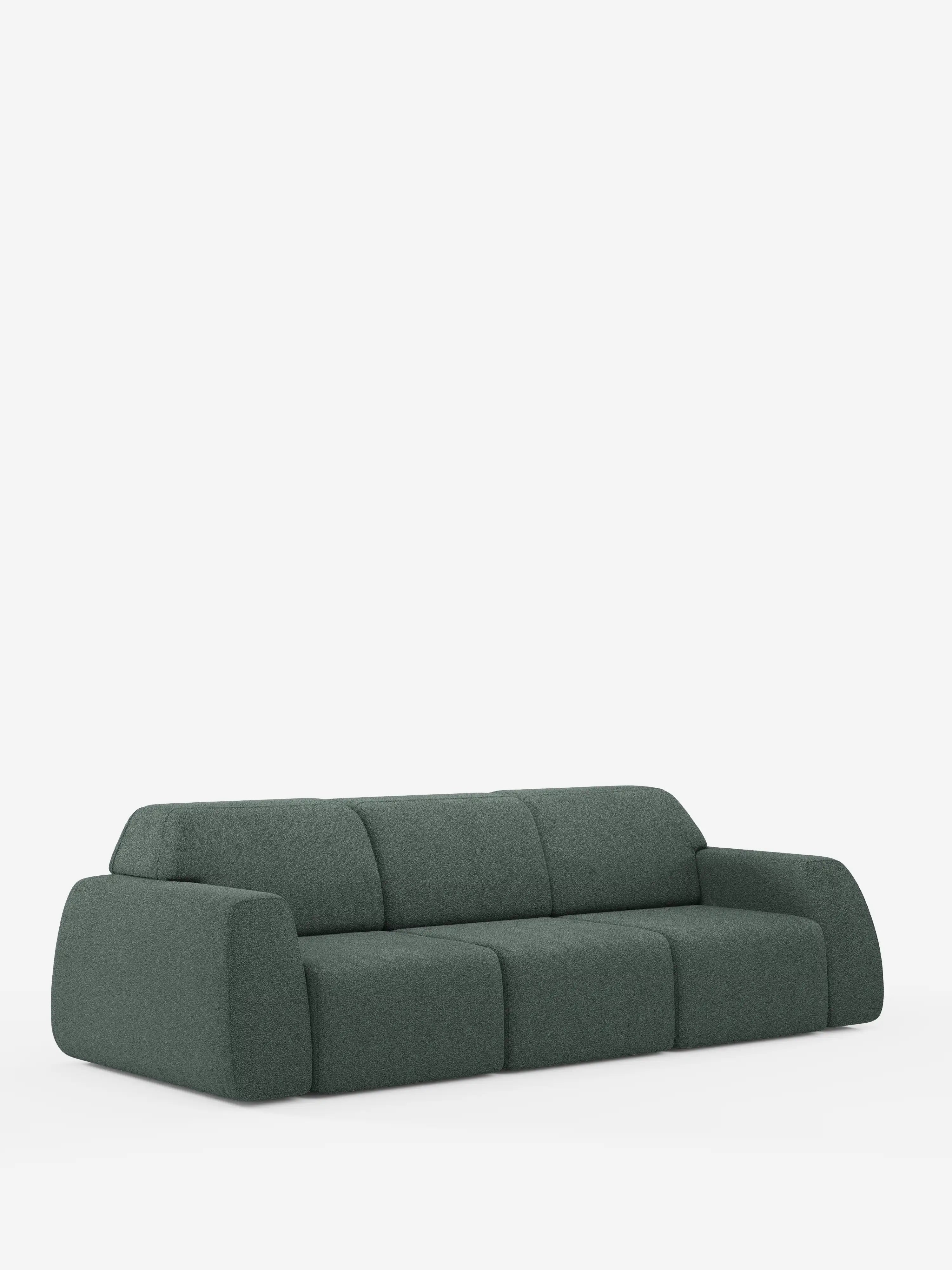 Un divano verde scuro elegante e contemporaneo: il modello Orbit con 3 sedute scorrevoli e allungabili di Divani.Store presenta braccioli spessi e arrotondati e un rivestimento morbido e soffice in tessuto di cotone T33 con effetto antimacchia. Con linee pulite, uno schienale basso e tre sedute regolabili per un maggiore comfort e flessibilità, questo moderno divano a 4 posti è perfetto per ambienti sofisticati. In primo piano su uno sfondo bianco a tinta unita.