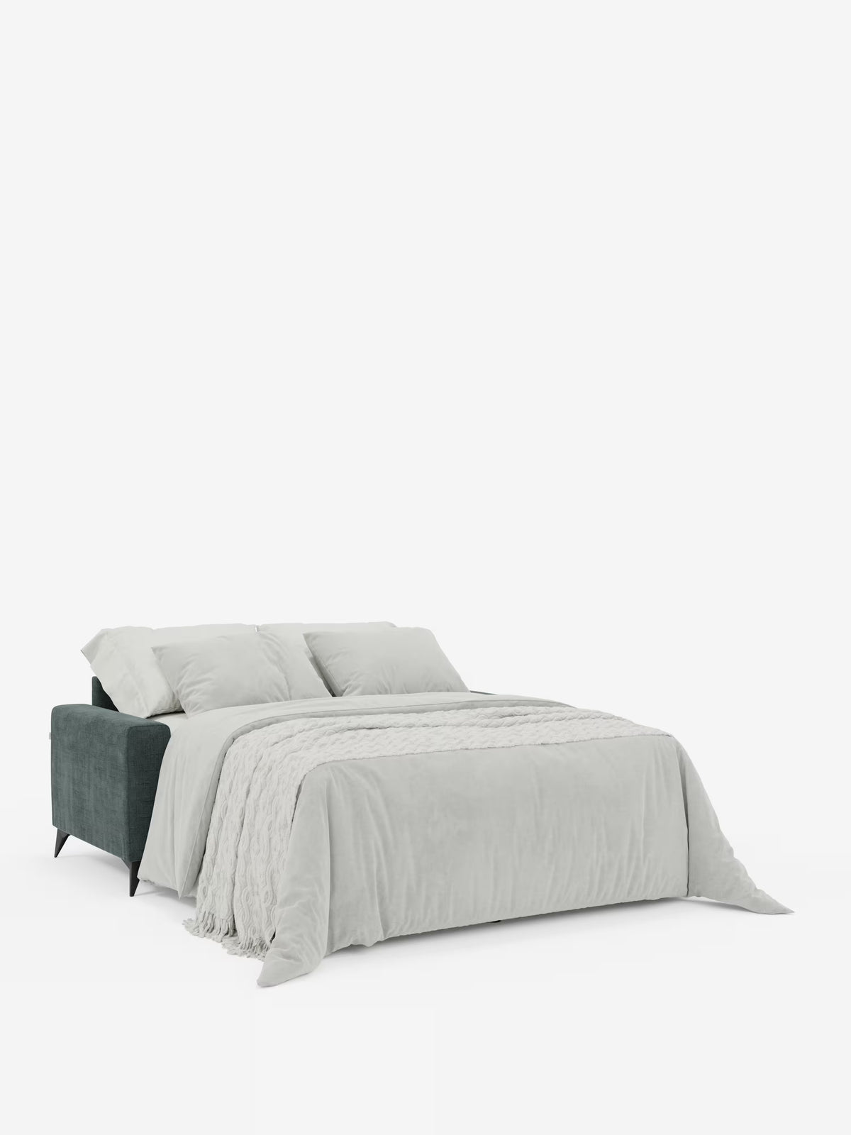 Il divano letto matrimoniale Pegaso di Divani.Store, con struttura rivestita in jacquard T22 verde scuro e poggiatesta reclinabili, è raffigurato aperto in versione letto. È dotato di biancheria da letto grigio chiaro, due cuscini e un plaid testurizzato sopra il letto, il tutto su uno sfondo bianco.