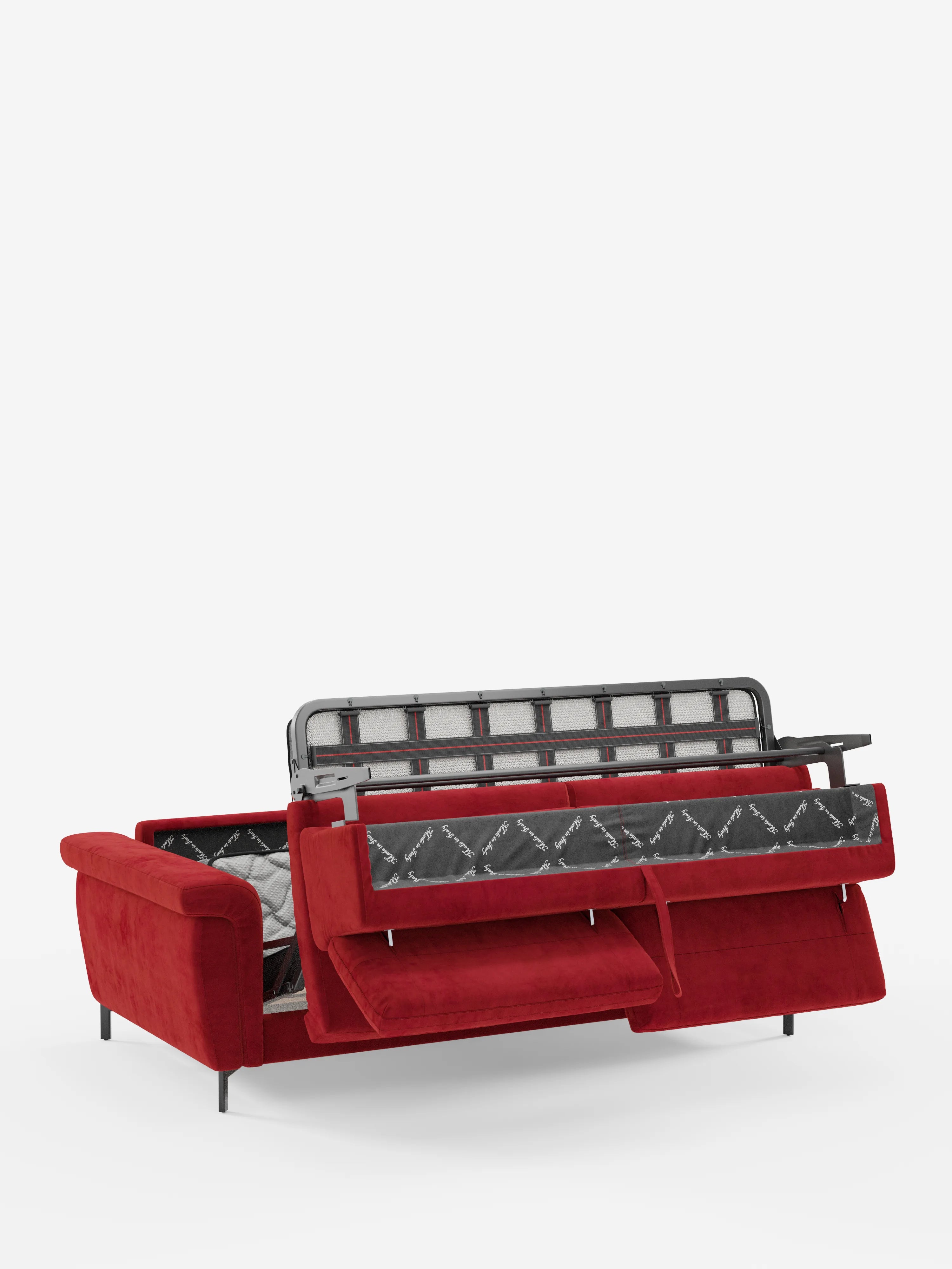 Il divano letto di design Capri di Divani.Store è caratterizzato da gambe nere alte e slanciate ed è raffigurato parzialmente aperto, rivelando il meccanismo estraibile integrato e un materasso con motivo a rombi in raffinato tessuto T30 effetto velluto, facile da pulire. Realizzato con la maestria artigianale italiana, questo elegante divano rosso con poggiatesta reclinabili risalta su uno sfondo bianco a tinta unita.