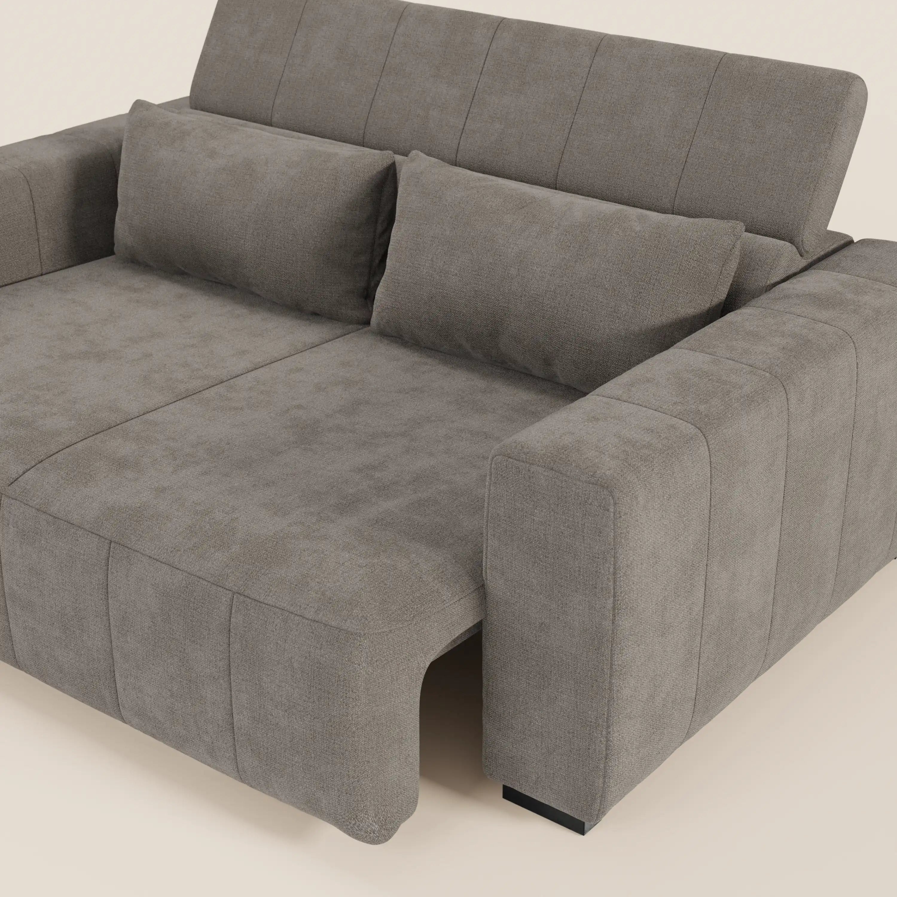 Doric divano 3 posti con sedute allungabili tramite relax elettrico - poggiatesta reclinabile in tessuto smacchiabile T23 - divani.store