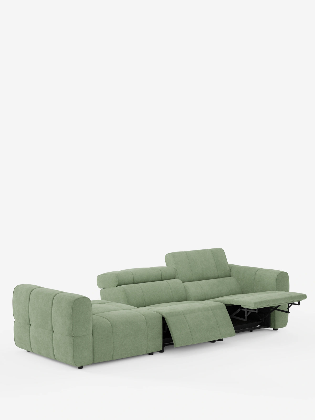 Un divano componibile Giotto di colore verde chiaro con terminale aperto – opzione relax elettrico in tessuto smacchiabile T23 – è raffigurato su uno sfondo bianco; presenta un design trapuntato con terminale aperto, poggiapiedi allungato e struttura meccanica nera.