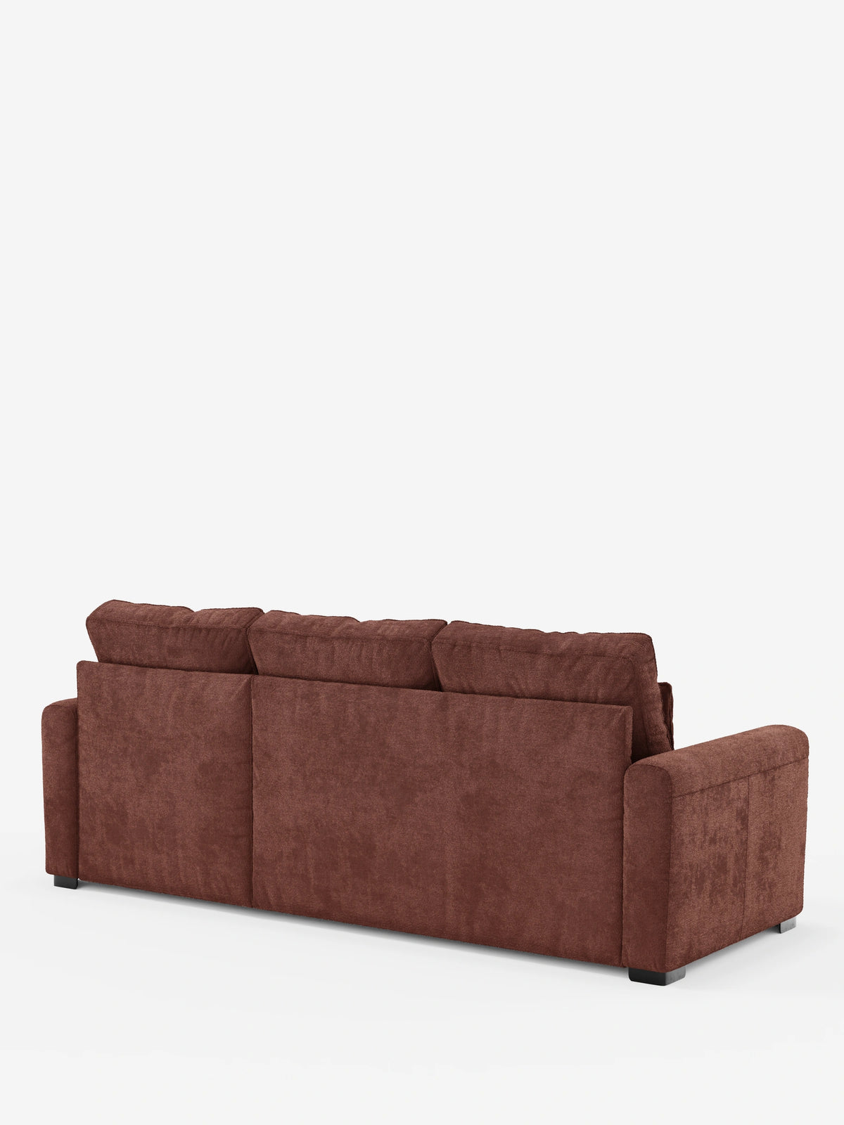 Vista posteriore del divano letto Ottaviano con letto estraibile: penisola reversibile e contenitore in tessuto materico smacchiabile, un divano angolare a tre posti rivestito in un ricco tessuto marrone dalla trama spessa, con struttura rettangolare, ampi braccioli e piedini bassi e scuri.