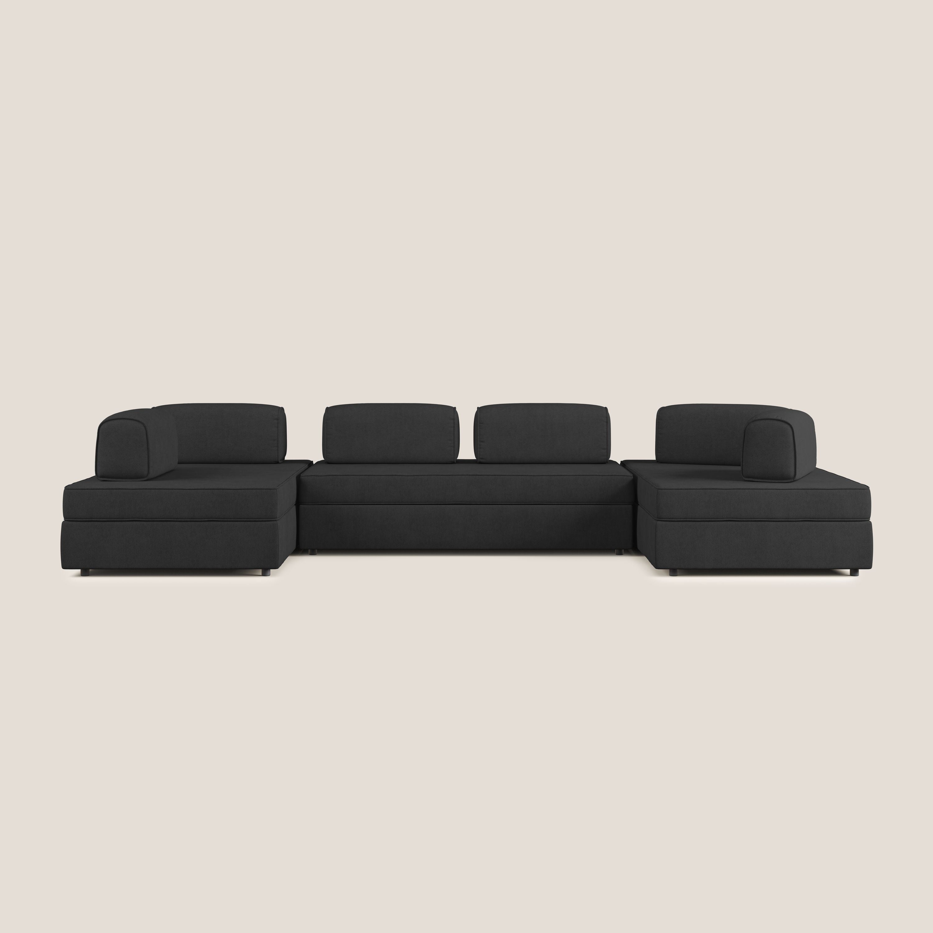 Liberty divano panoramico con pouf estraibile e schienali movibili in tessuto morbido impermeabile T02 nero - divani.store