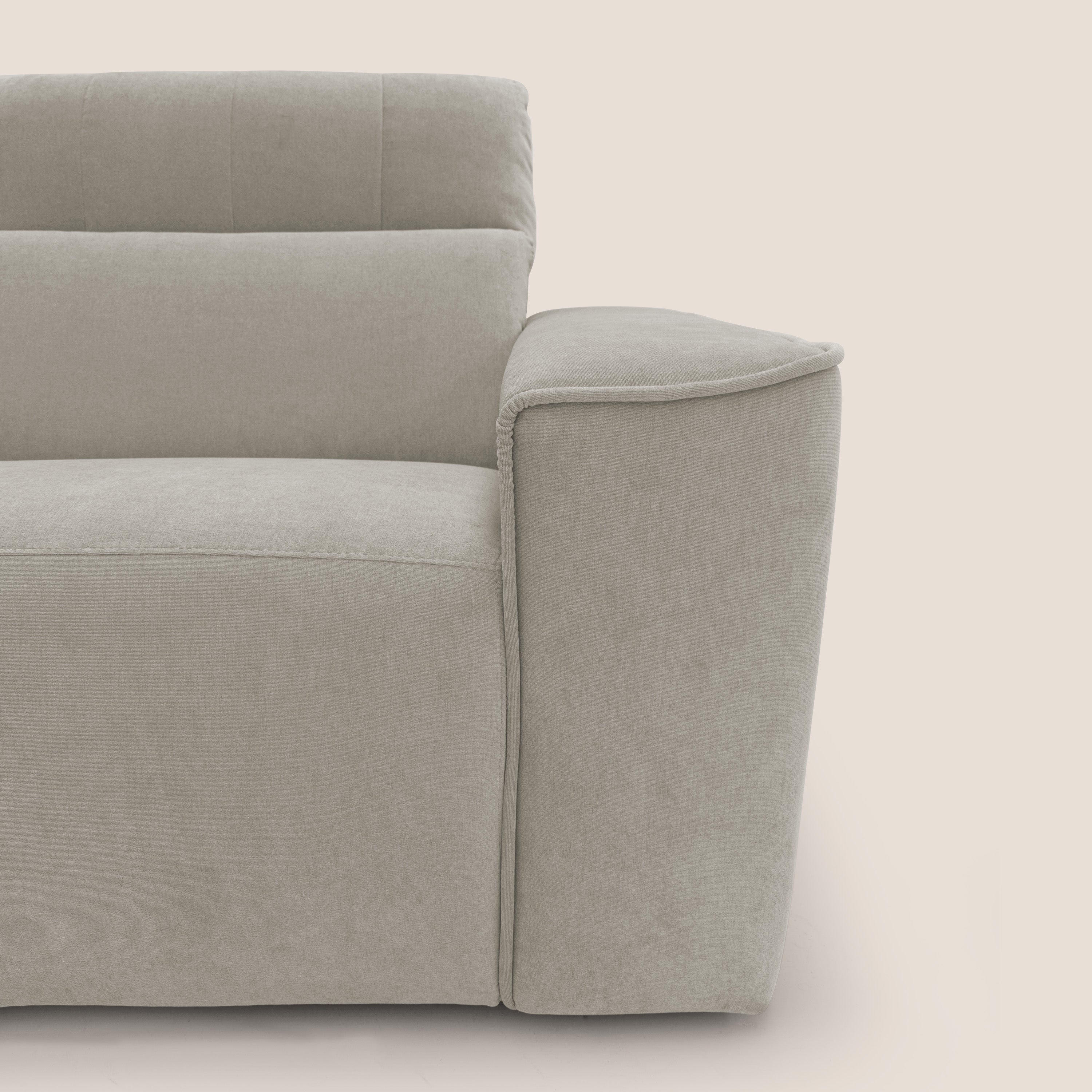 Clark Divano modulare angolare REVERSIBILE con opzione relax elettrico in tessuto smacchiabile impermeabile T17 panna - divani.store