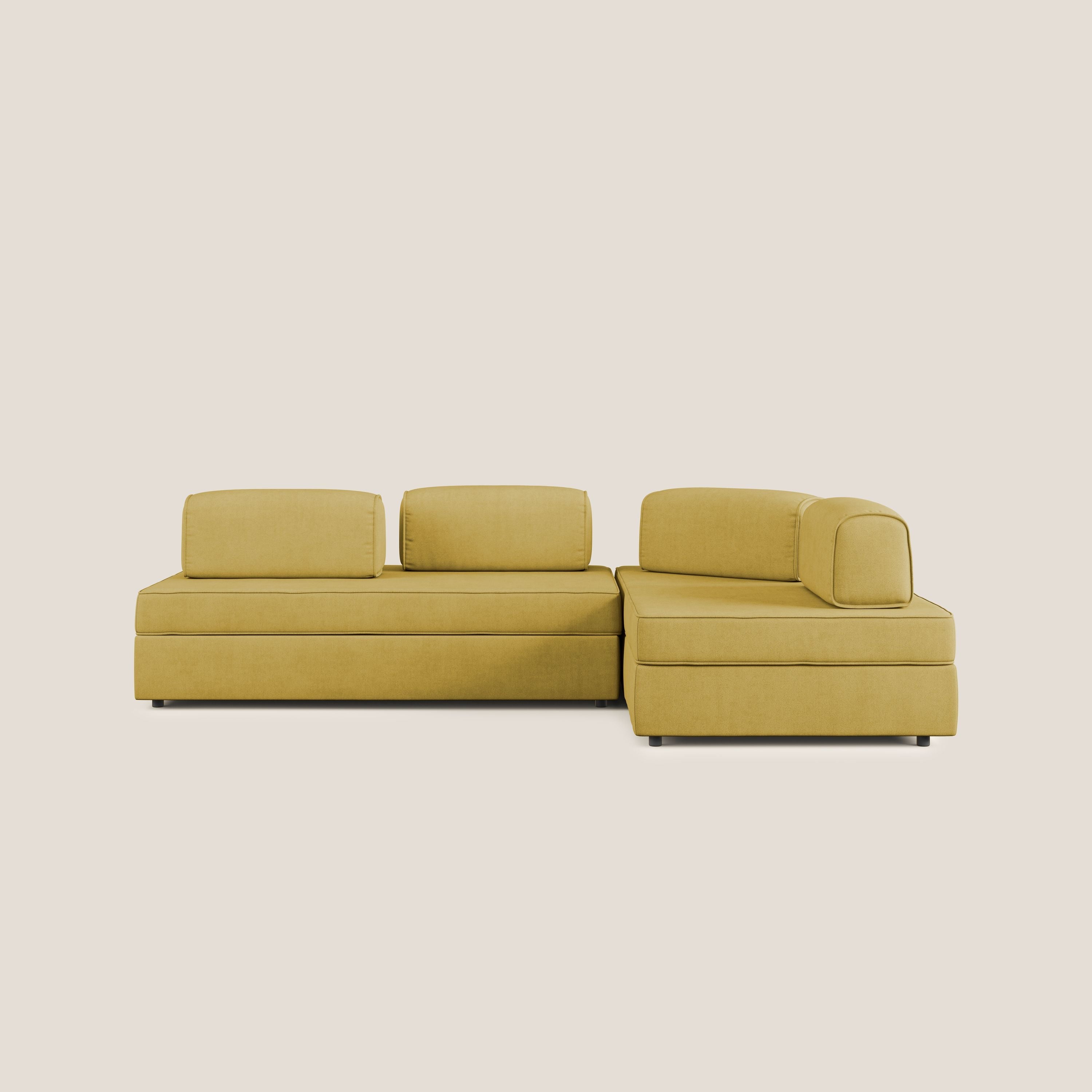 Liberty divano angolare con pouf estraibile e schienali movibili in tessuto morbido impermeabile T02 giallo - divani.store