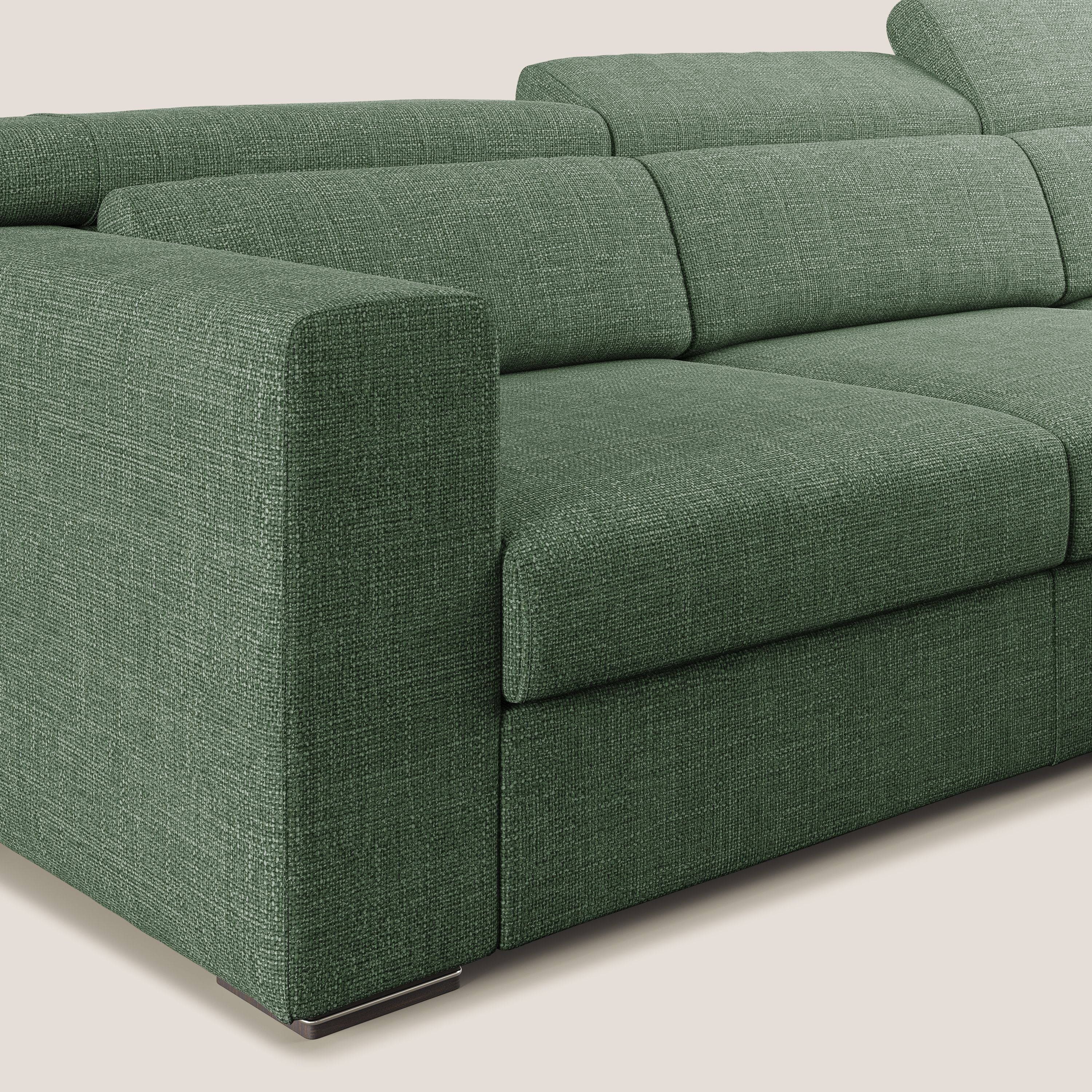 Vegas divano angolare con poggiatesta reclinabili in morbido tessuto impermeabile T06 verde - divani.store