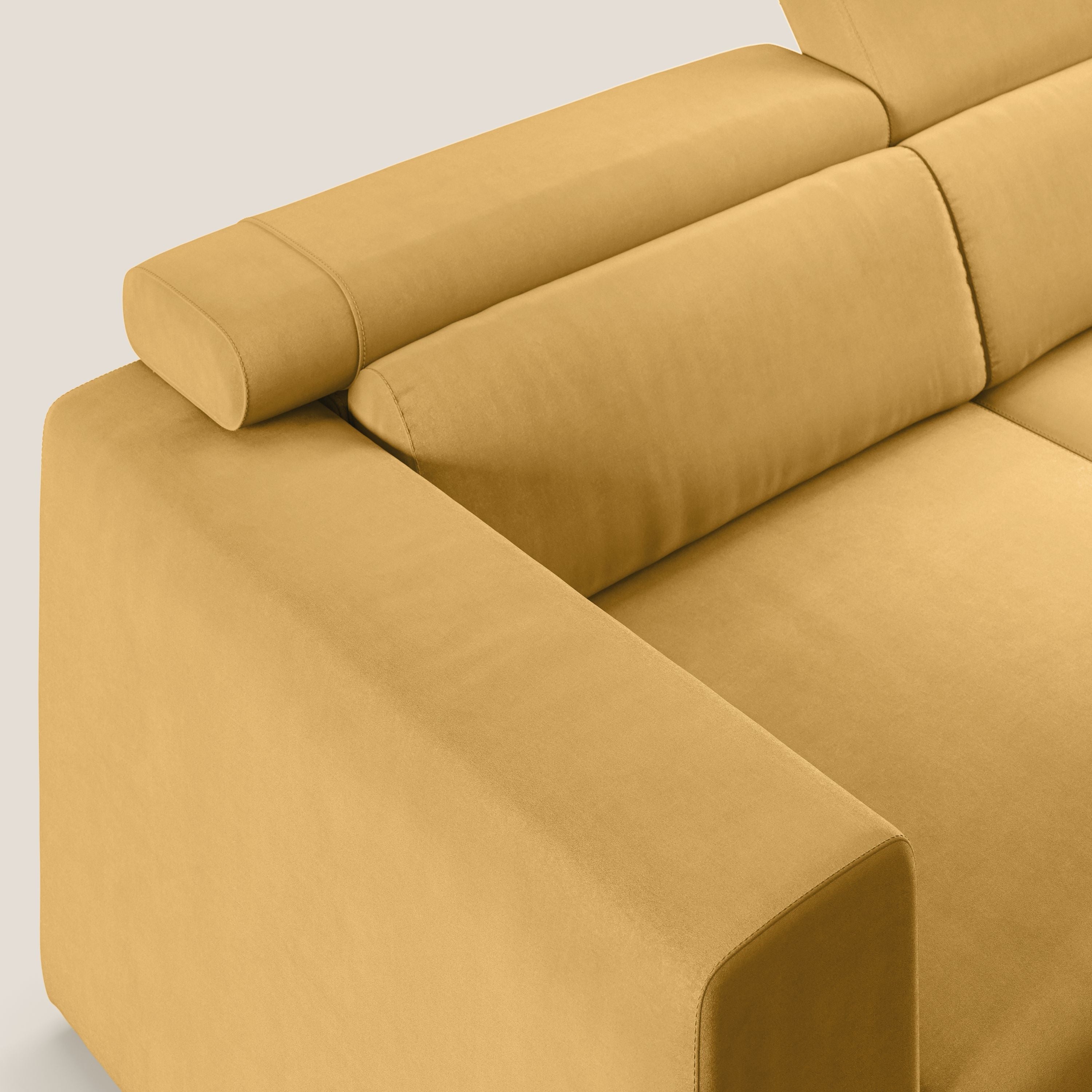 Vegas divano con poggiatesta reclinabili in microfibra smacchiabile T11 giallo - divani.store