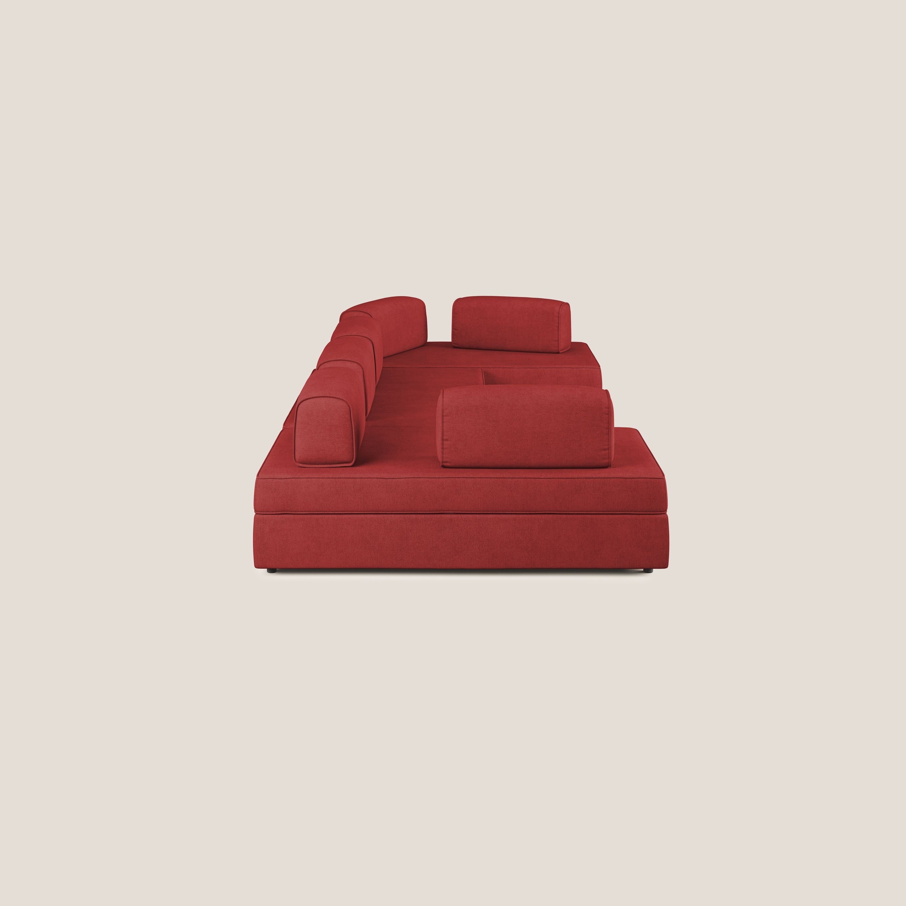 Liberty divano panoramico con pouf estraibile e schienali movibili in tessuto morbido impermeabile T02 rosso - divani.store