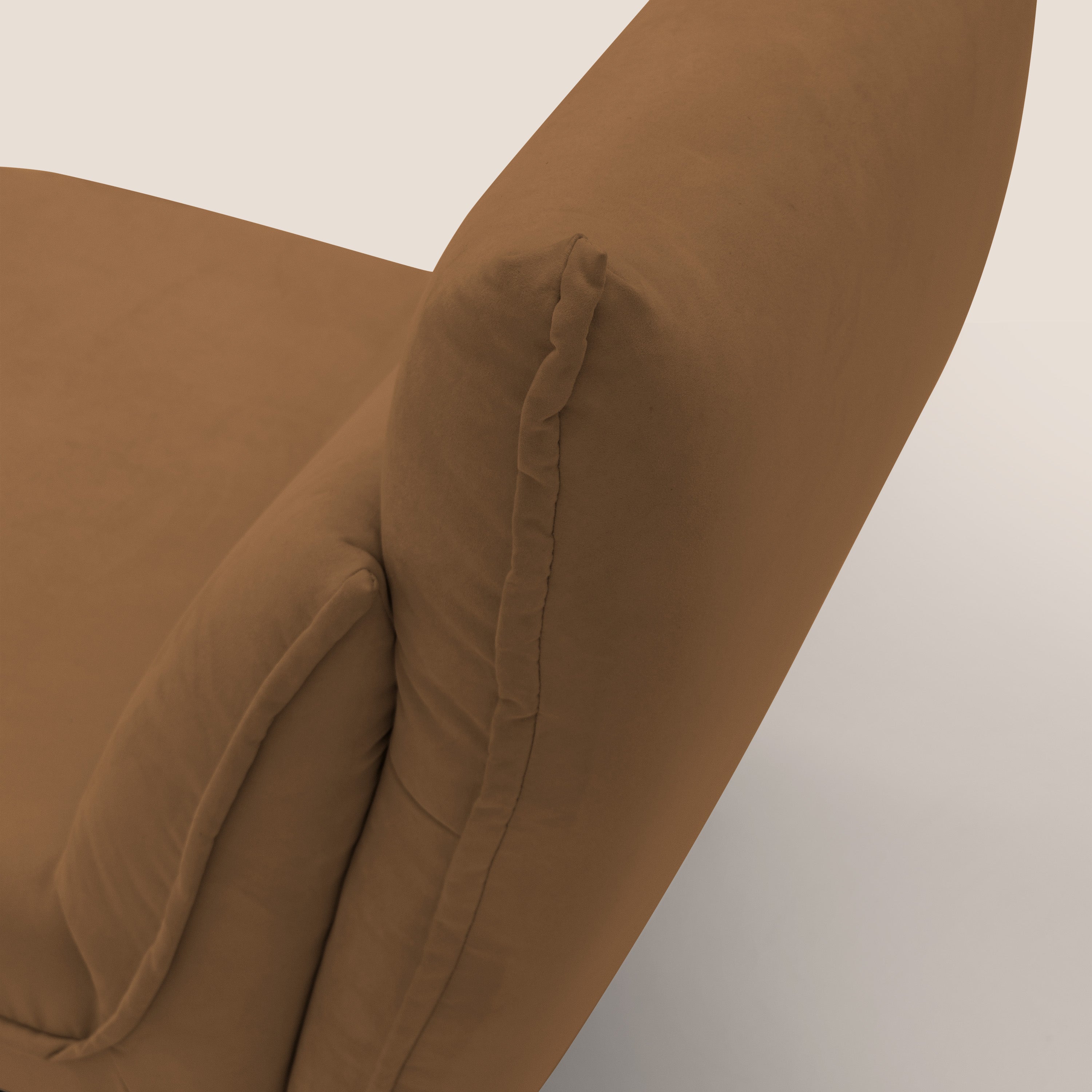 Tessa Poltroncina dal design moderno in morbida microfibra smacchiabile T11 cuoio - divani.store