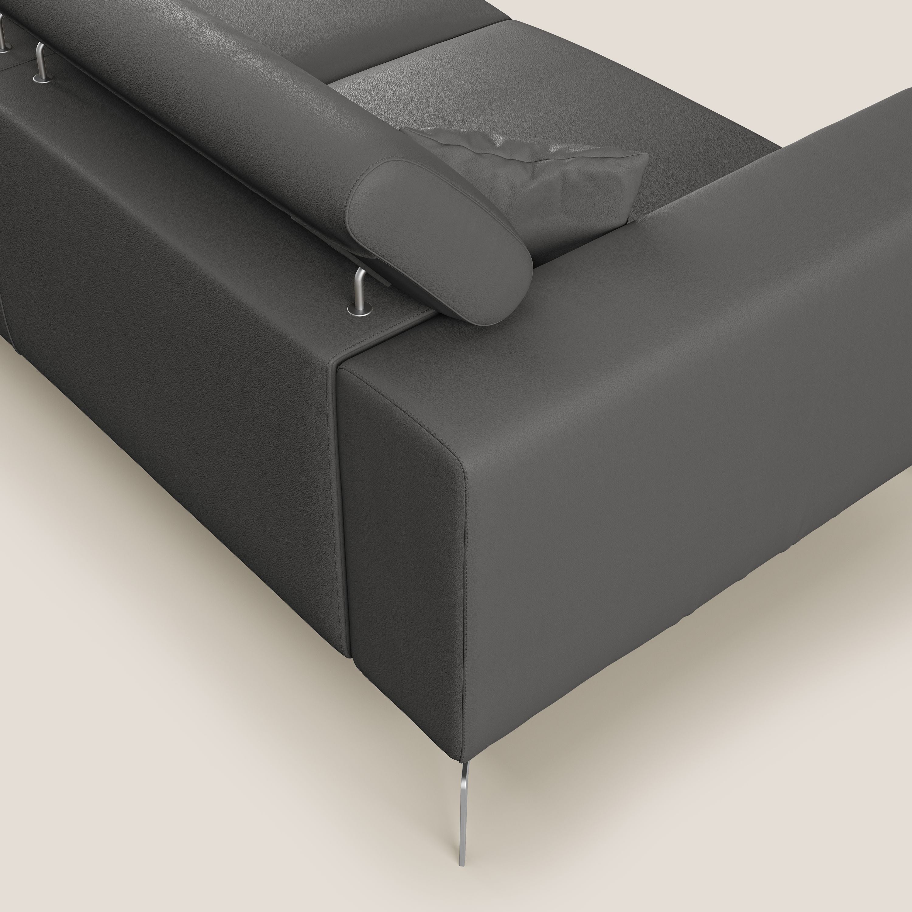 Blade Divano moderno con poggiatesta reclinabili in Ecopelle T04 antracite - divani.store