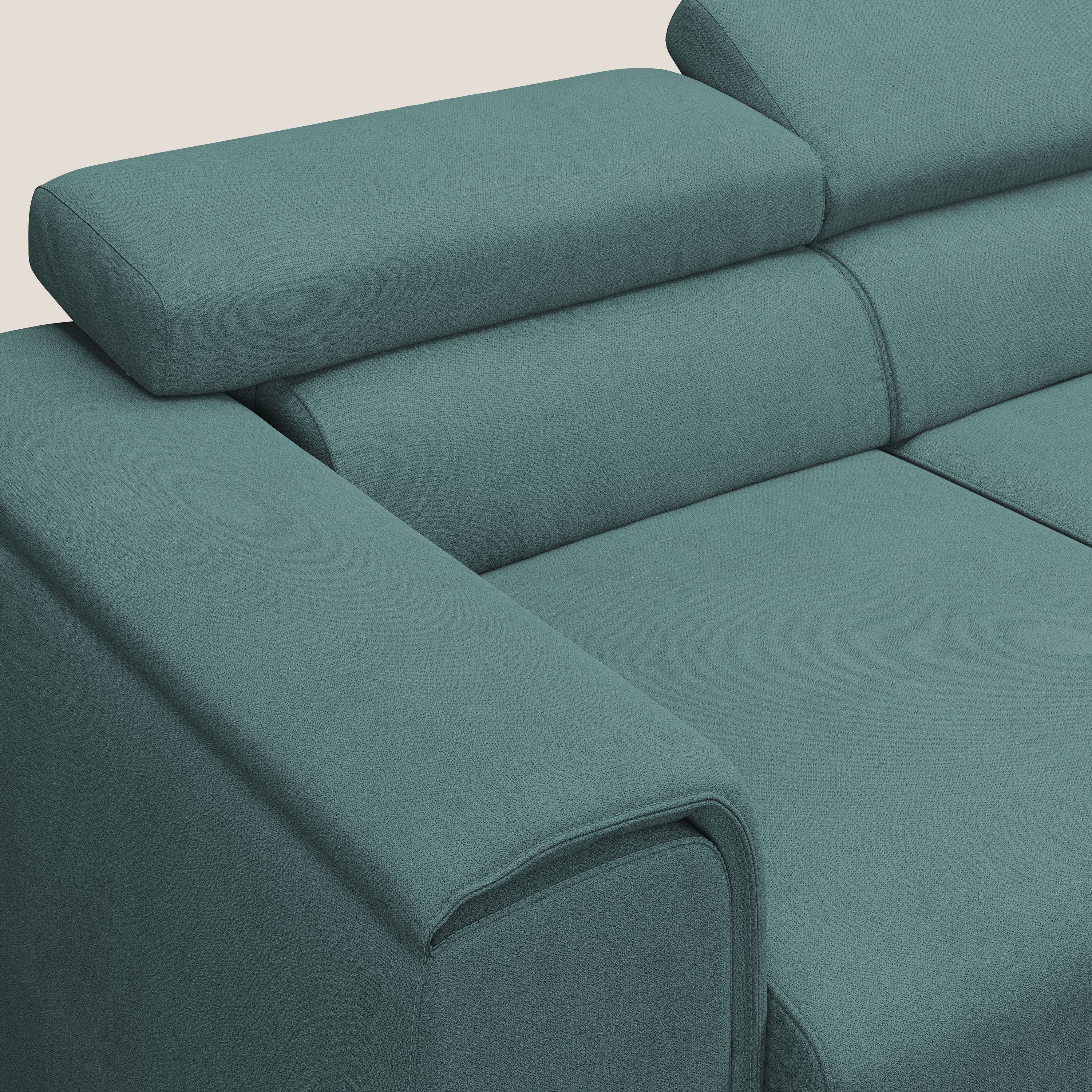 Zeno Divano con pouf estraibile poggiapiedi a 3 sedute in tessuto morbido impermeabile T02 petrolio - divani.store