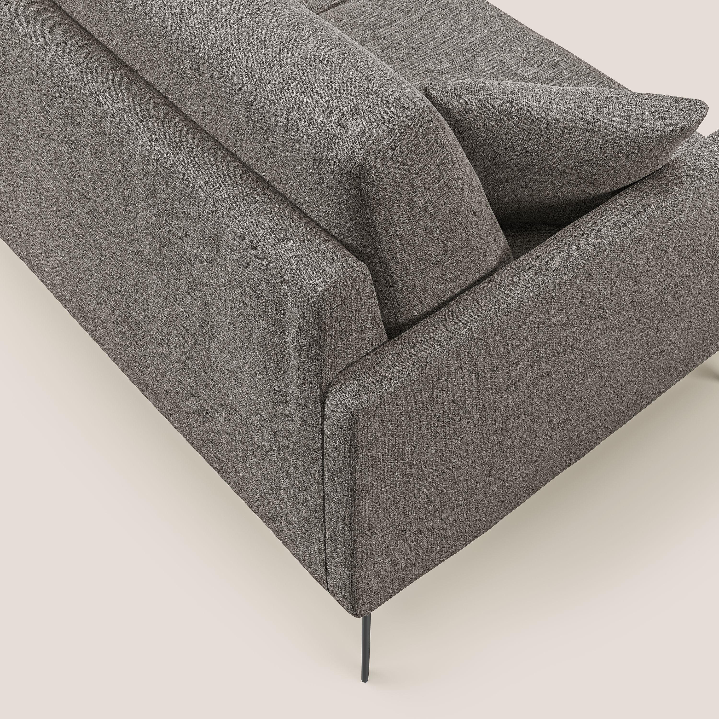 Saturno divano moderno in tessuto morbido impermeabile T03 talpa - divani.store