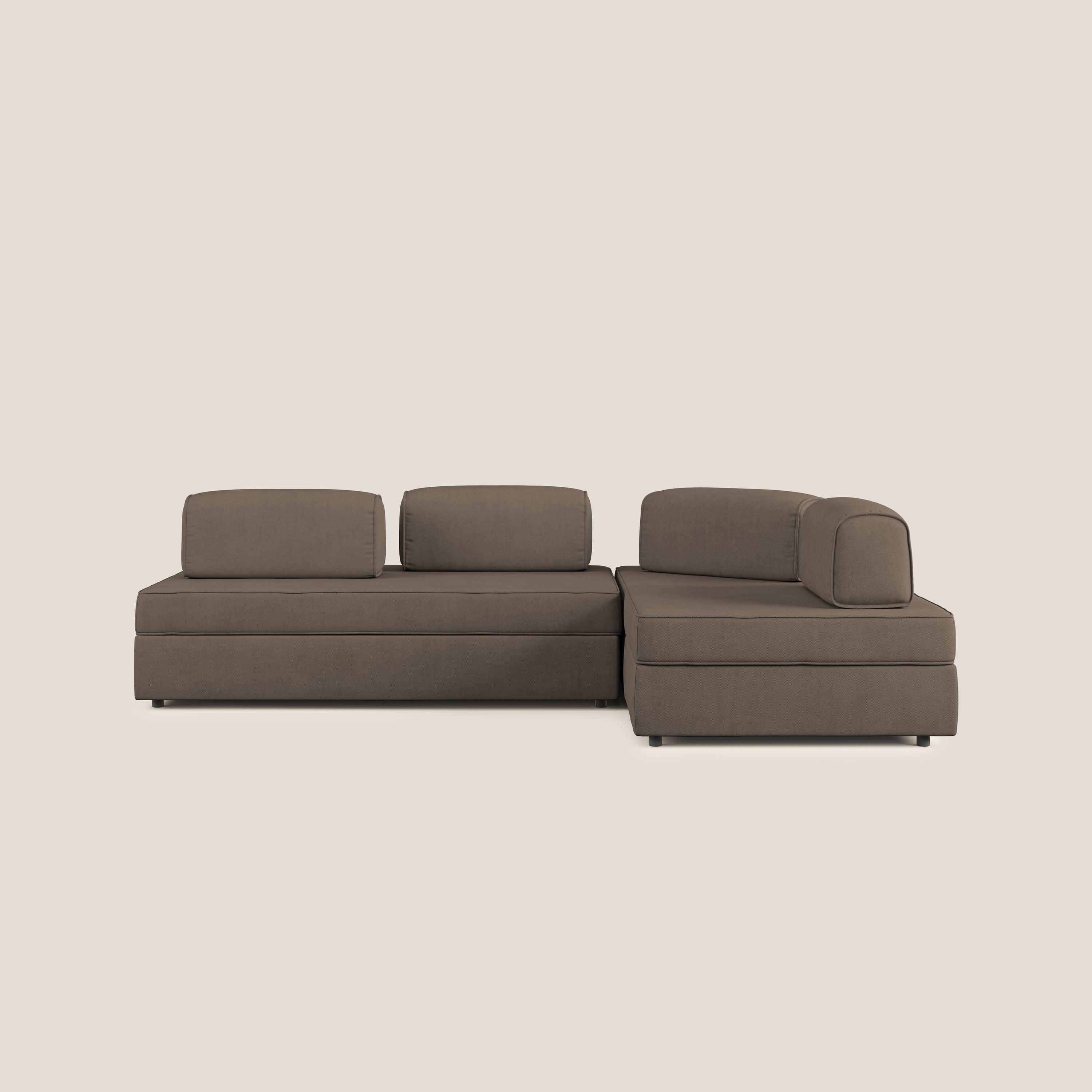 Liberty divano angolare con pouf estraibile e schienali movibili in tessuto morbido impermeabile T02 marrone - divani.store