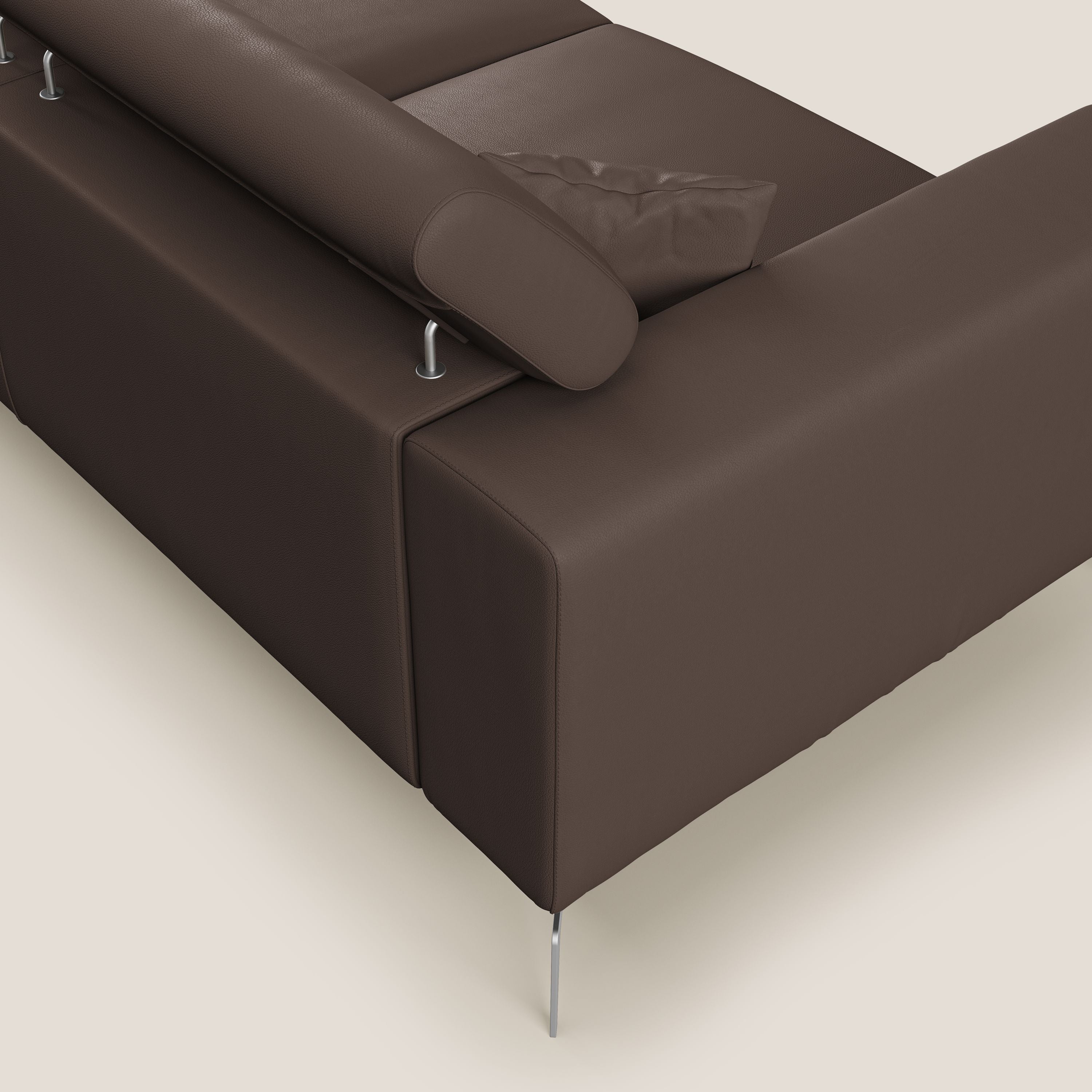 Blade Divano moderno con poggiatesta reclinabili in Ecopelle T04 marrone - divani.store