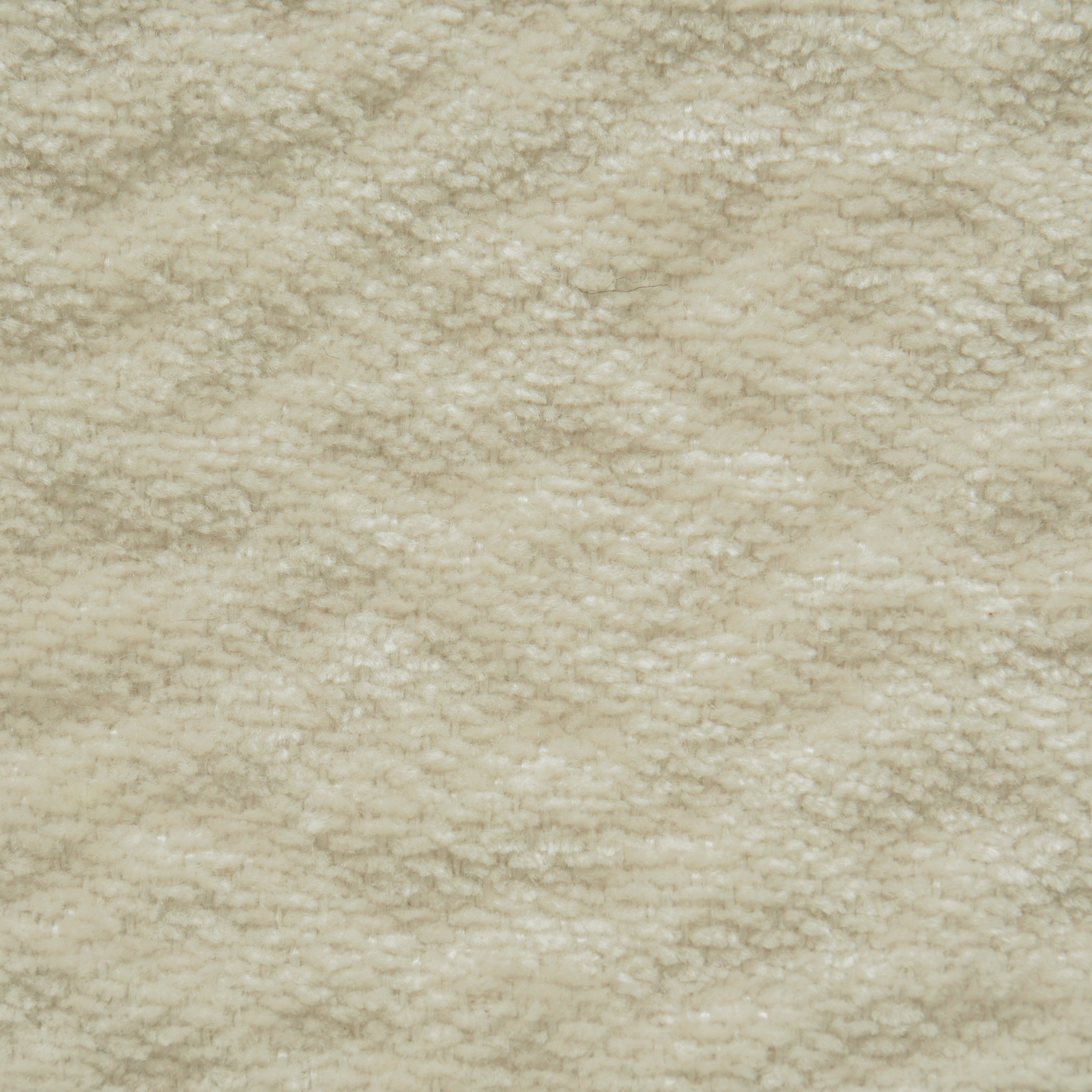 Primo piano di Personalizzazione in T27 di Divani.Store: morbido tessuto beige con un motivo leggermente ondulato e strutturato. Il materiale felpato presenta sottili variazioni di sfumatura per un aspetto accogliente e delicatamente irregolare.