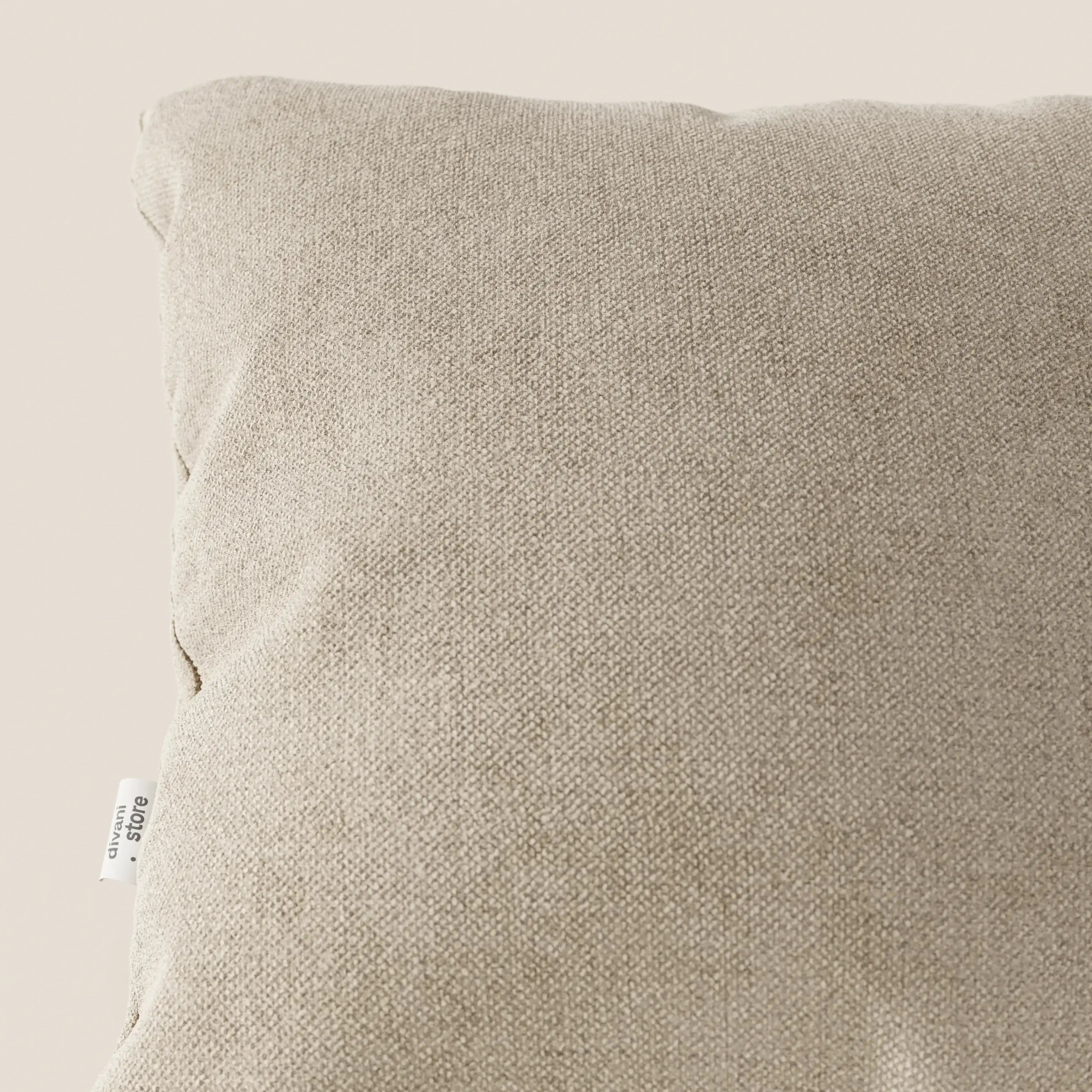 Strike cuscino in elegante tessuto morbido T23 - divani.store