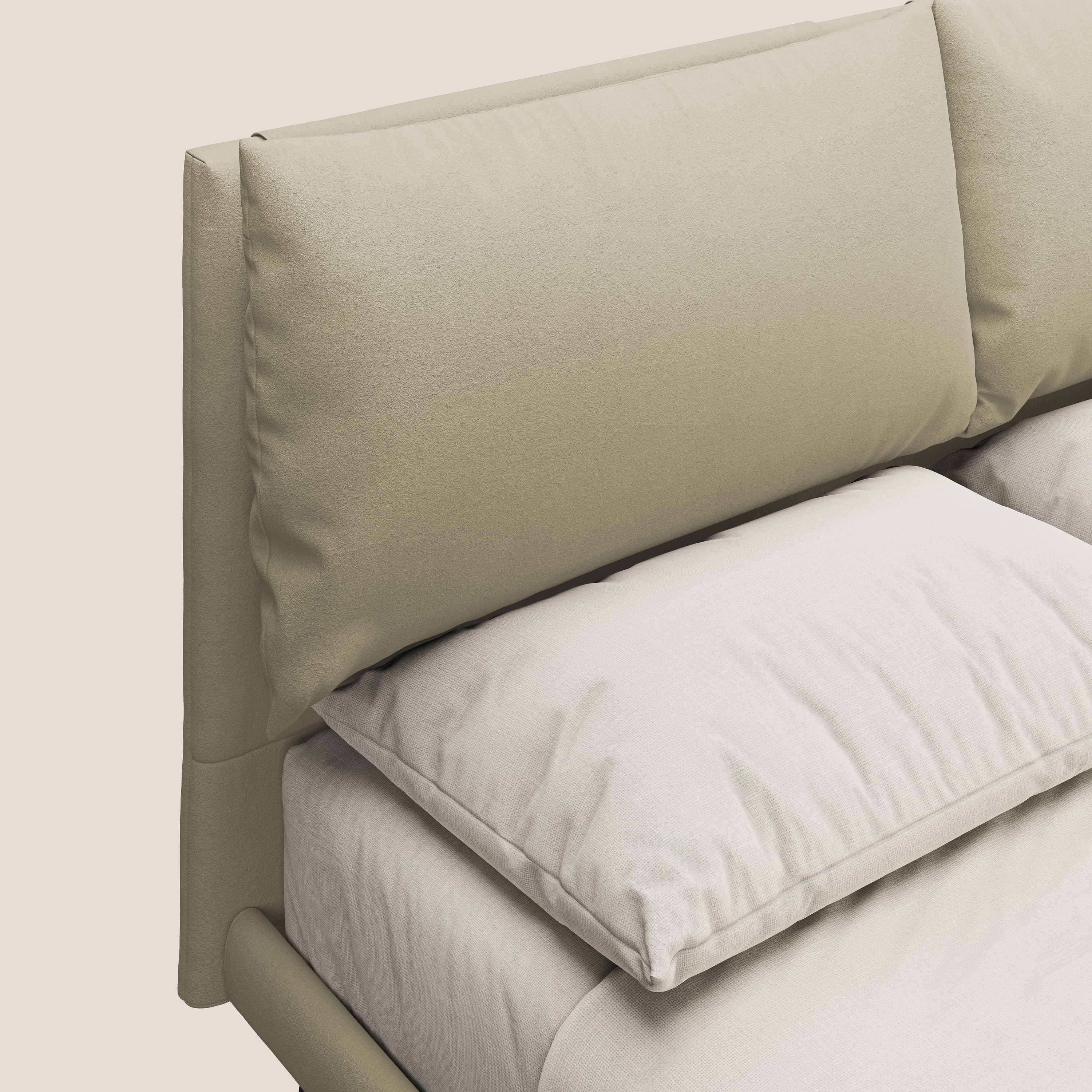 Astrid letto imbottito con piedi in legno in microfibra smacchiabile T11 panna - divani.store