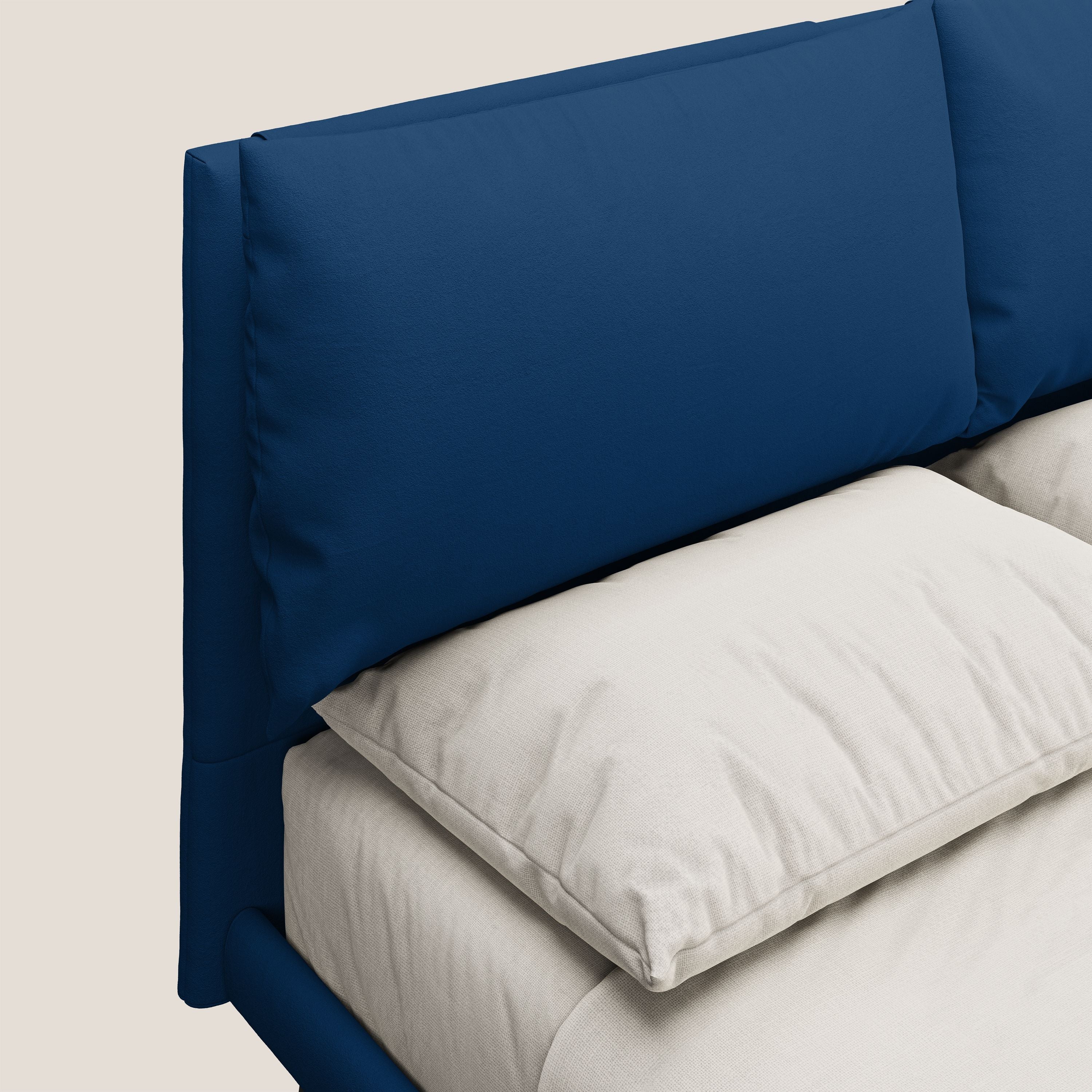 Astrid letto imbottito con piedi in legno in microfibra smacchiabile T11 blu - divani.store
