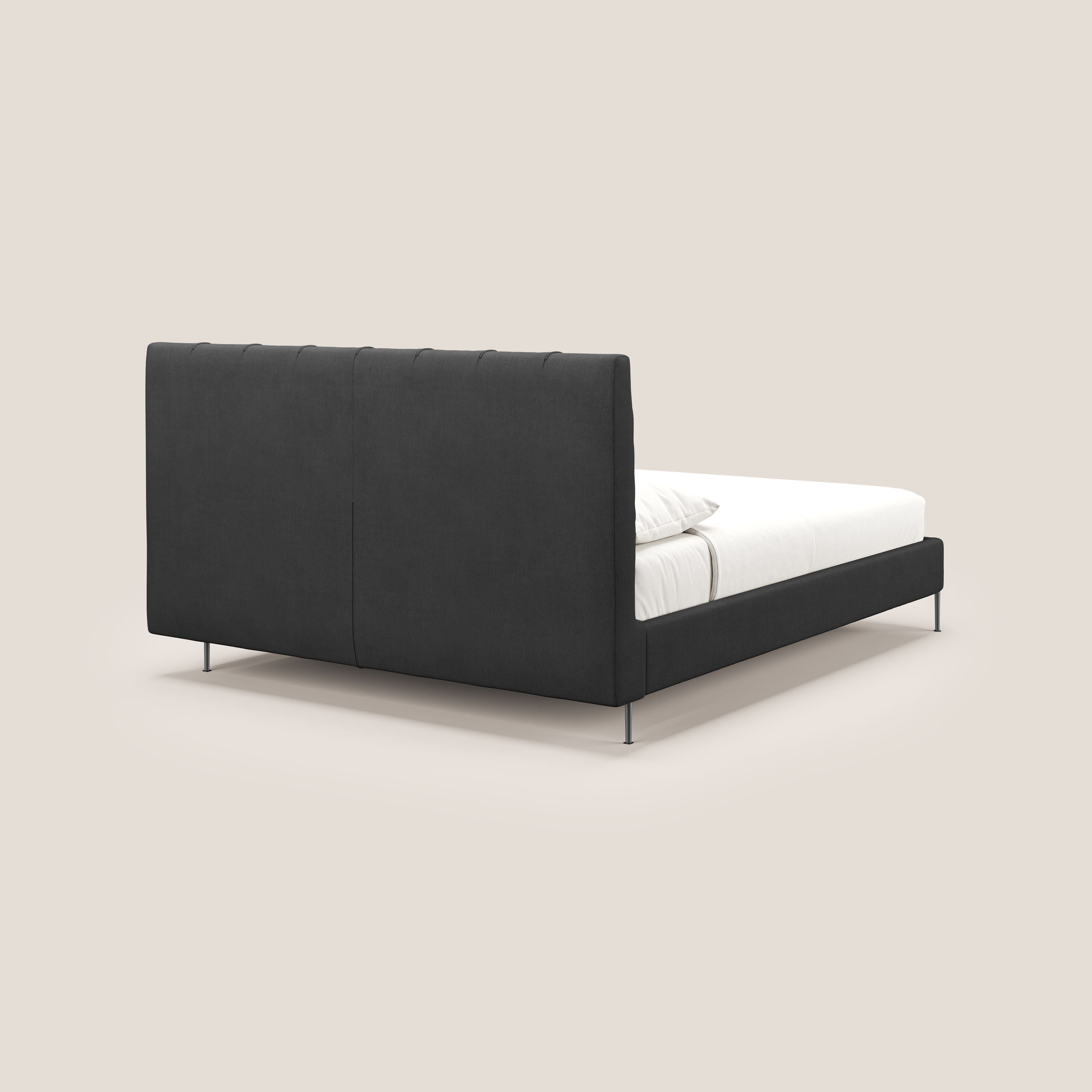 Calliope letto imbottito piedini alti completamente sfoderabile in tessuto smacchiabile T17 antracite - divani.store