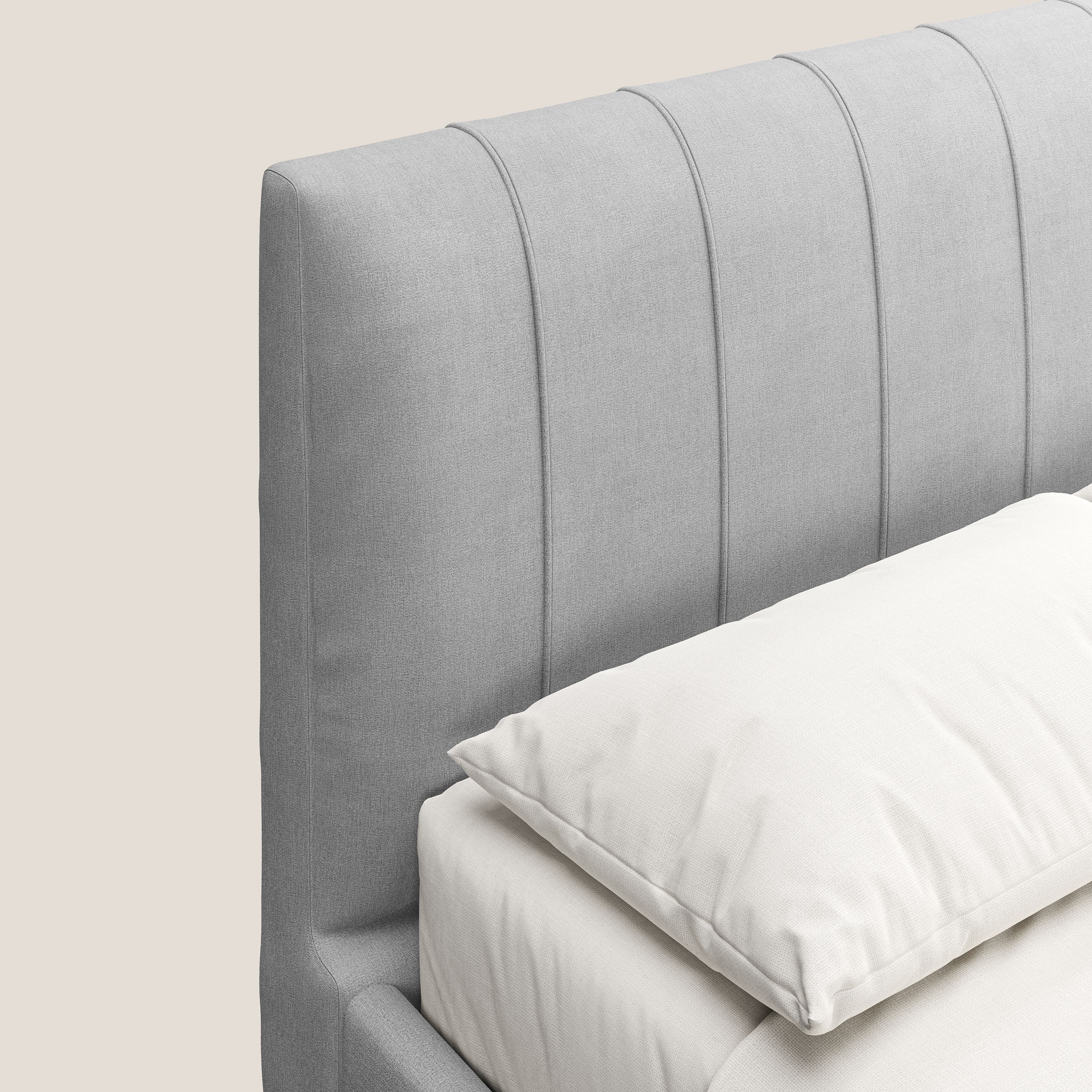 Calliope letto imbottito piedini alti completamente sfoderabile in tessuto smacchiabile T17 grigio - divani.store