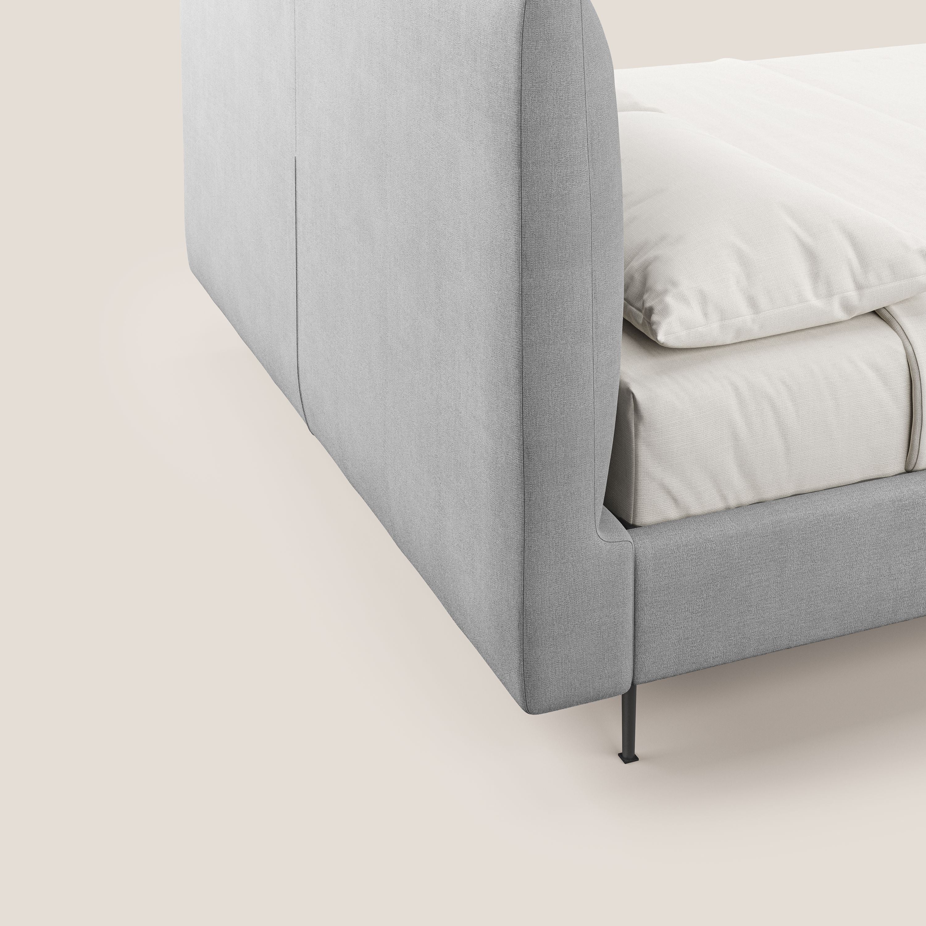 Calliope letto imbottito piedini alti completamente sfoderabile in tessuto smacchiabile T17 grigio - divani.store