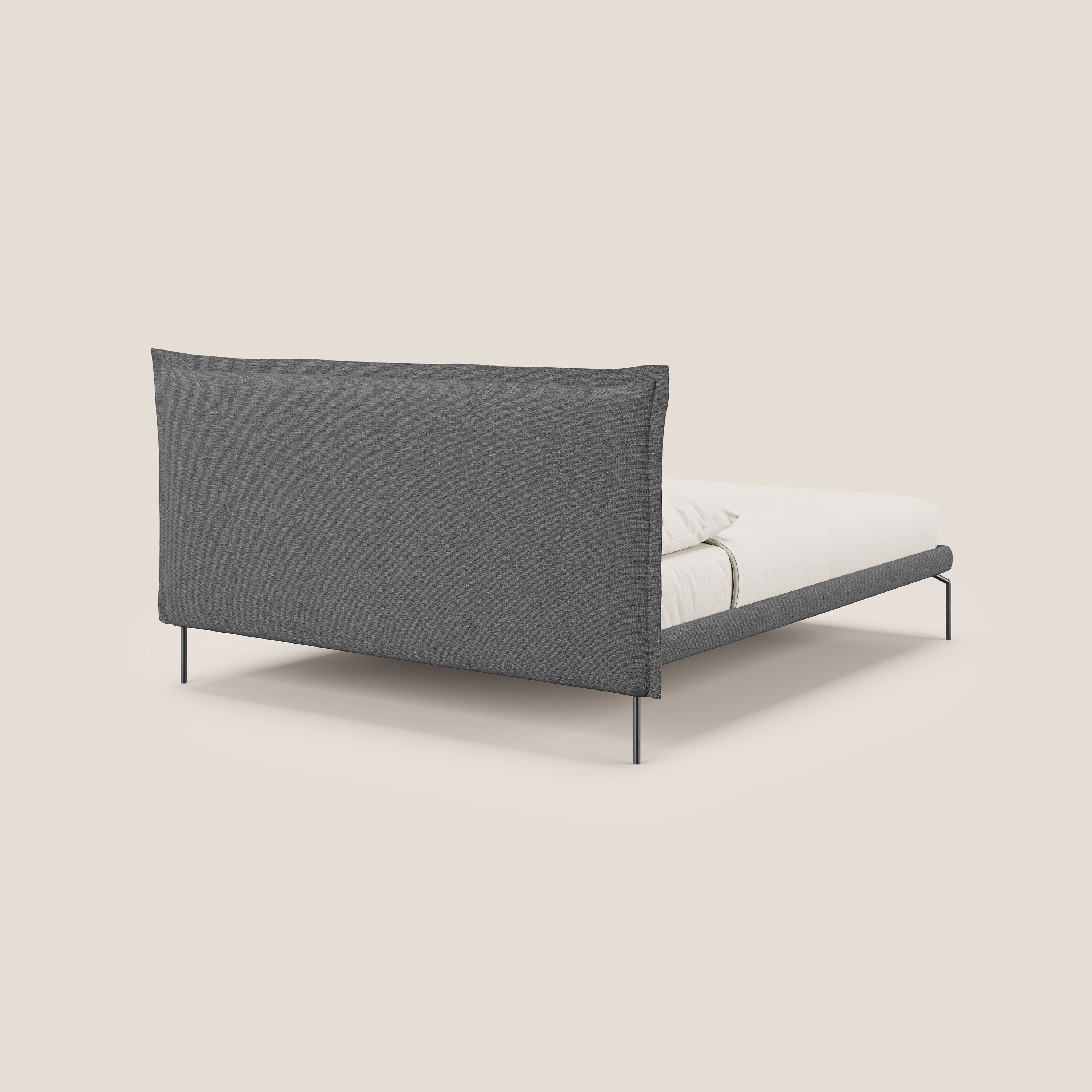 Eric letto imbottito design minimal in morbido tessuto impermeabile T14 grigio - divani.store