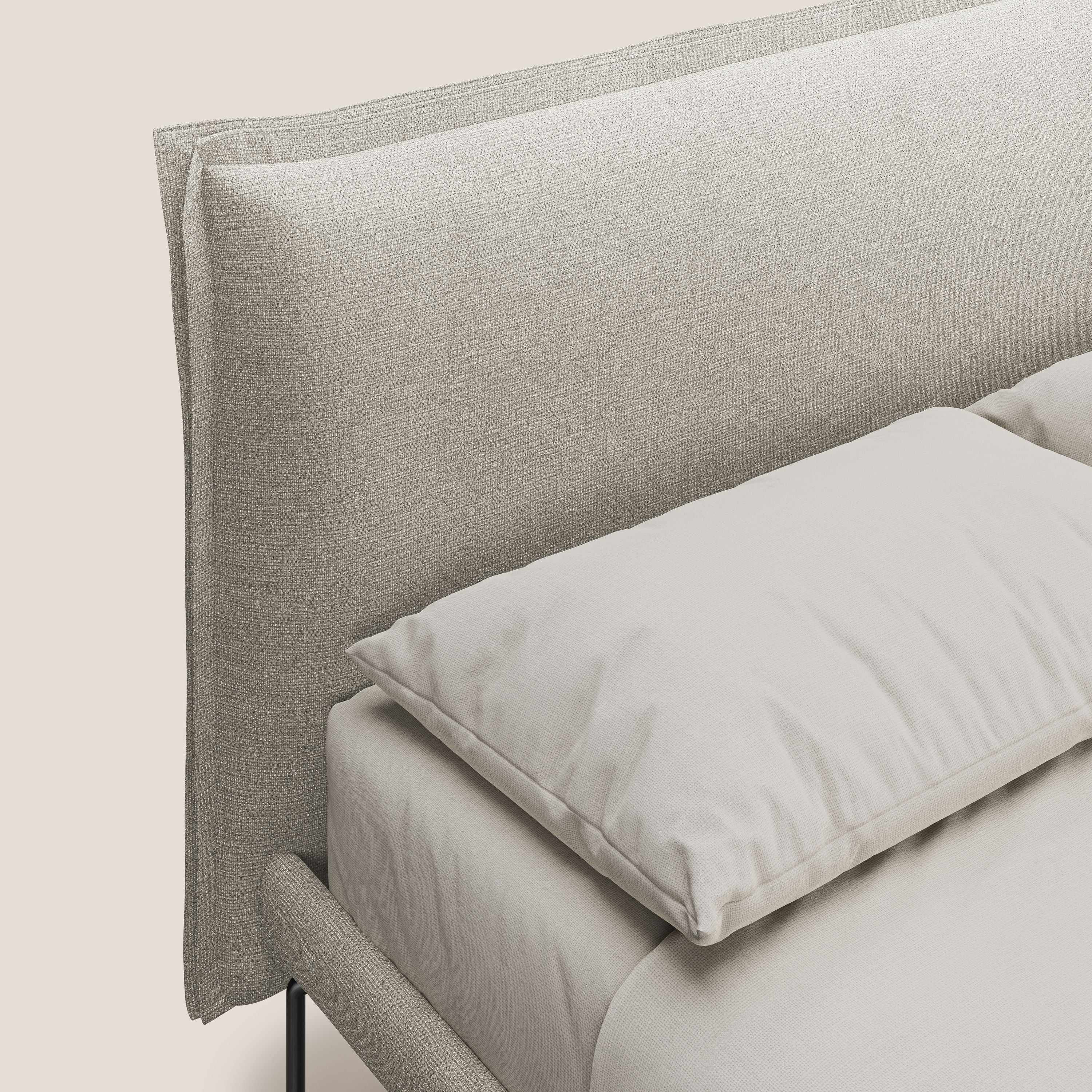 Eric letto imbottito design minimal in morbido tessuto impermeabile T14 tortora - divani.store