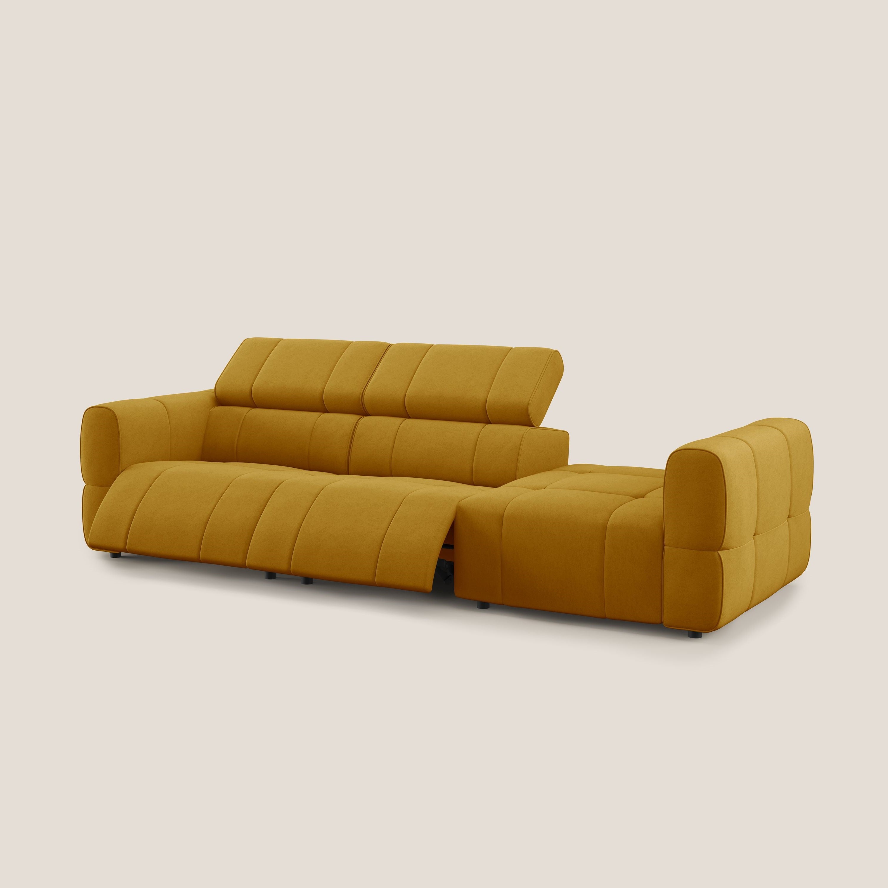 Giotto Divano con terminale e opzione relax elettrico in microfibra effetto velluto impermeabile T09 - divani.store