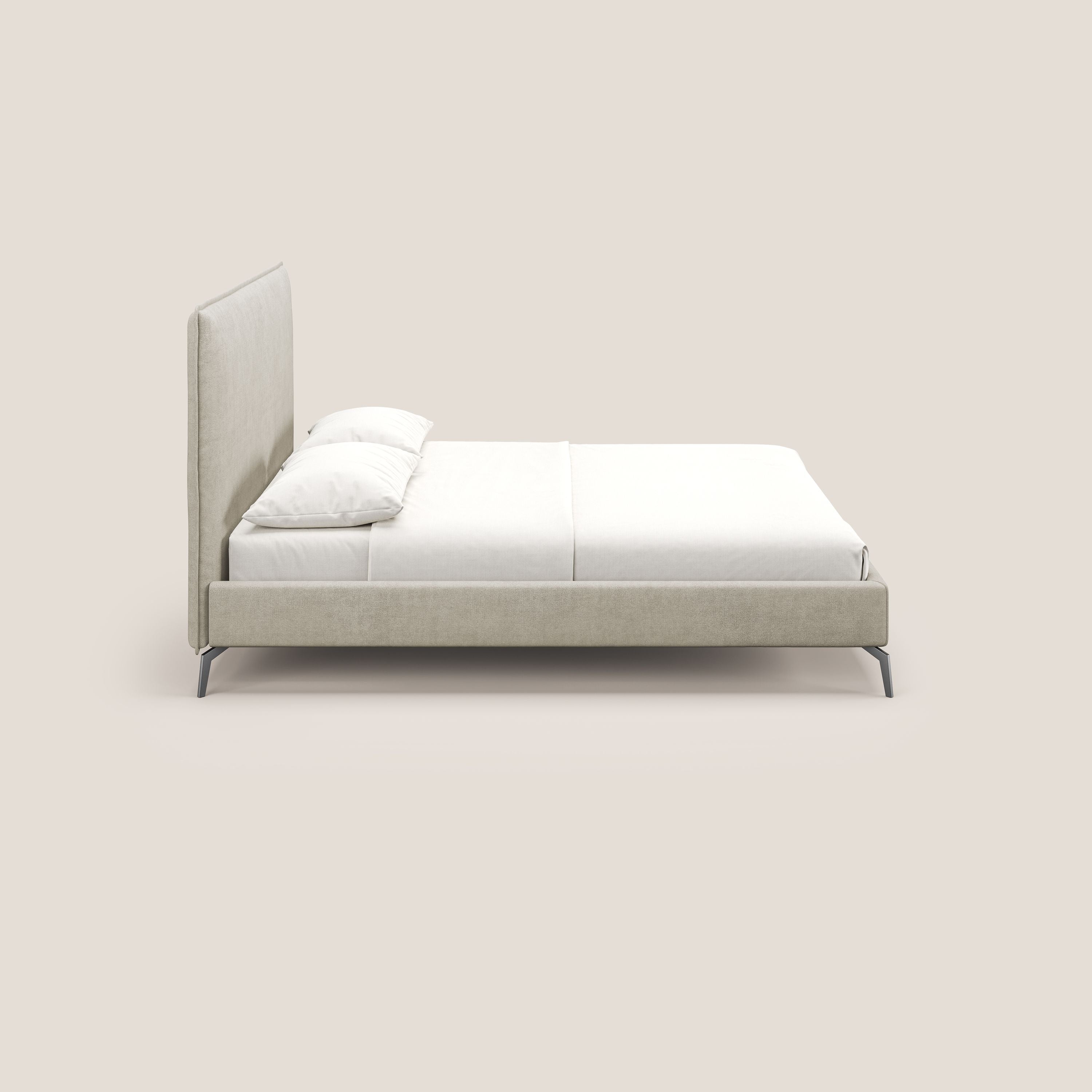 Iris letto imbottito con piedini neri sfoderabile in tessuto impermeabile T02 panna - divani.store