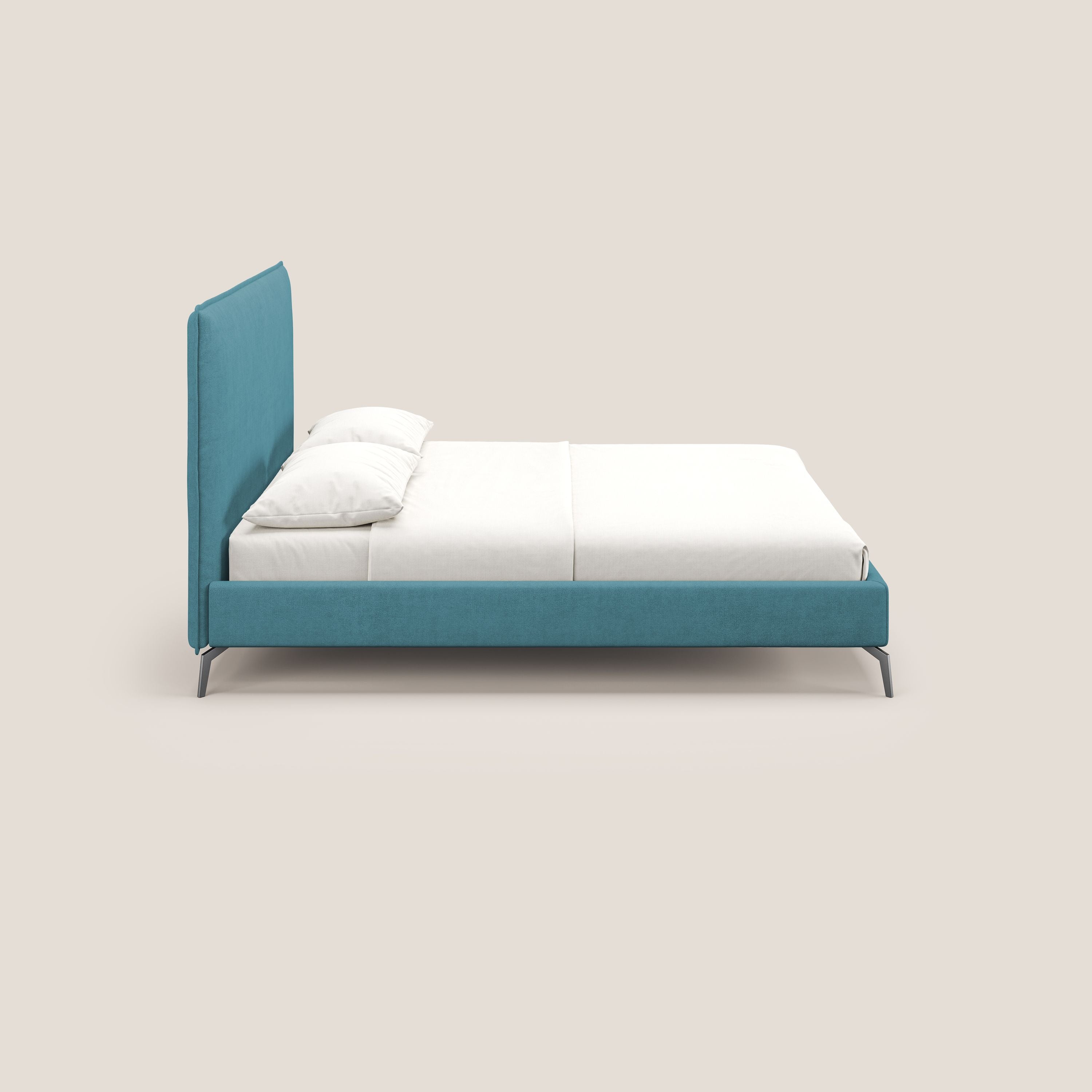 Iris letto imbottito con piedini neri sfoderabile in tessuto impermeabile T02 azzurro - divani.store
