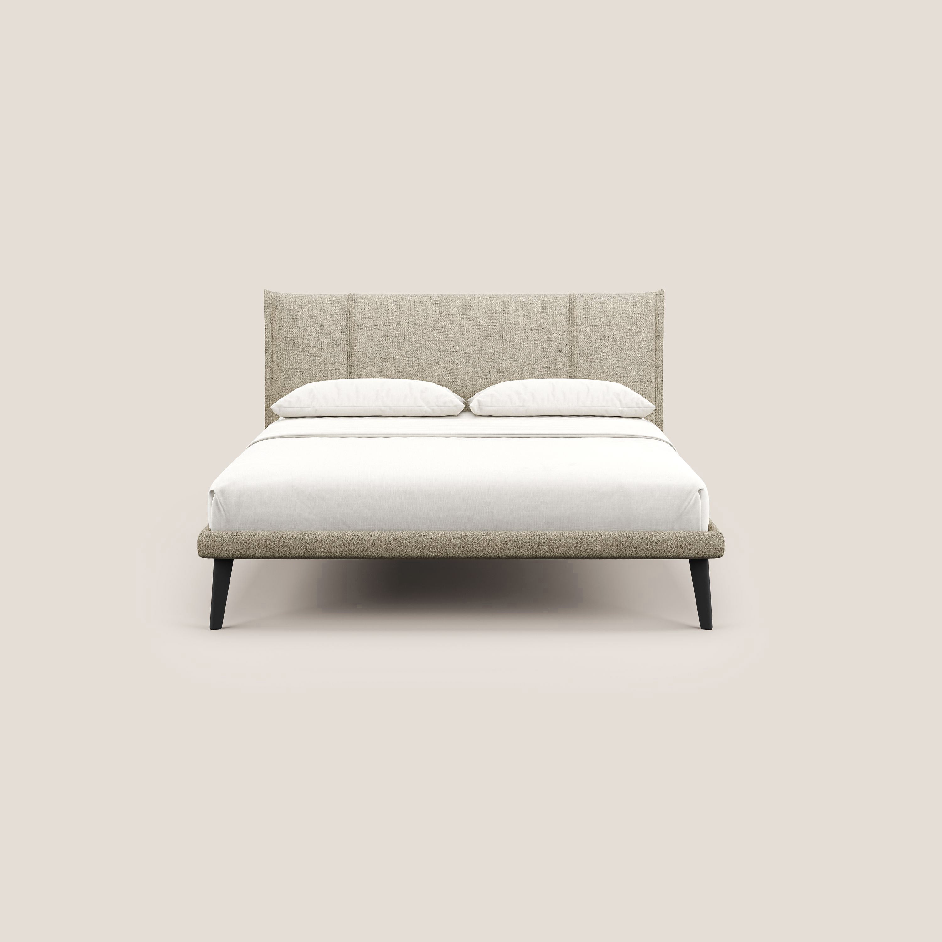 Klaus LETTO moderno con piedi in mogano e tessuto fiammato impermeabile T03 beige - divani.store