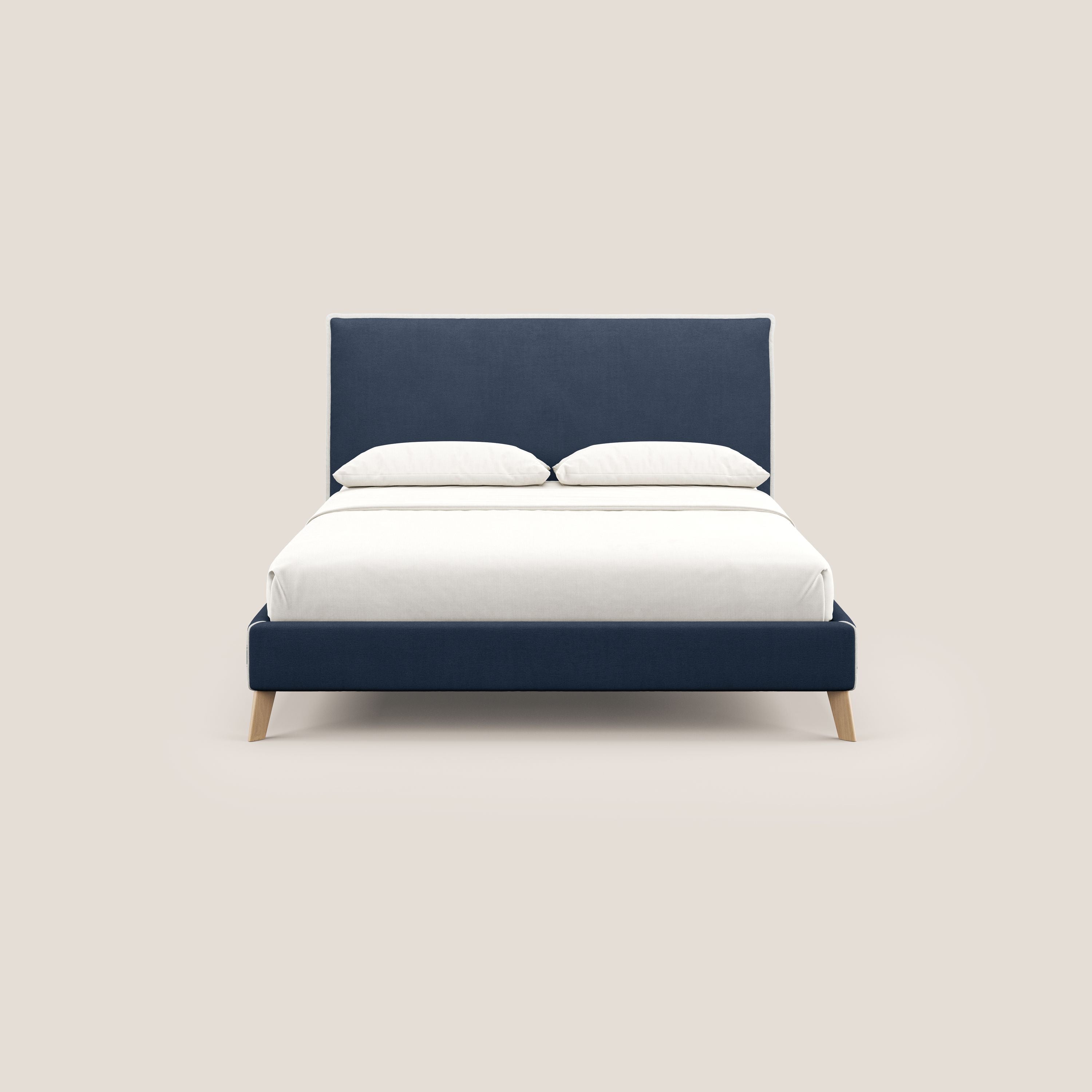 Leila letto imbottito con piedini legno in tessuto smacchiabile T17 blu - bianco - divani.store
