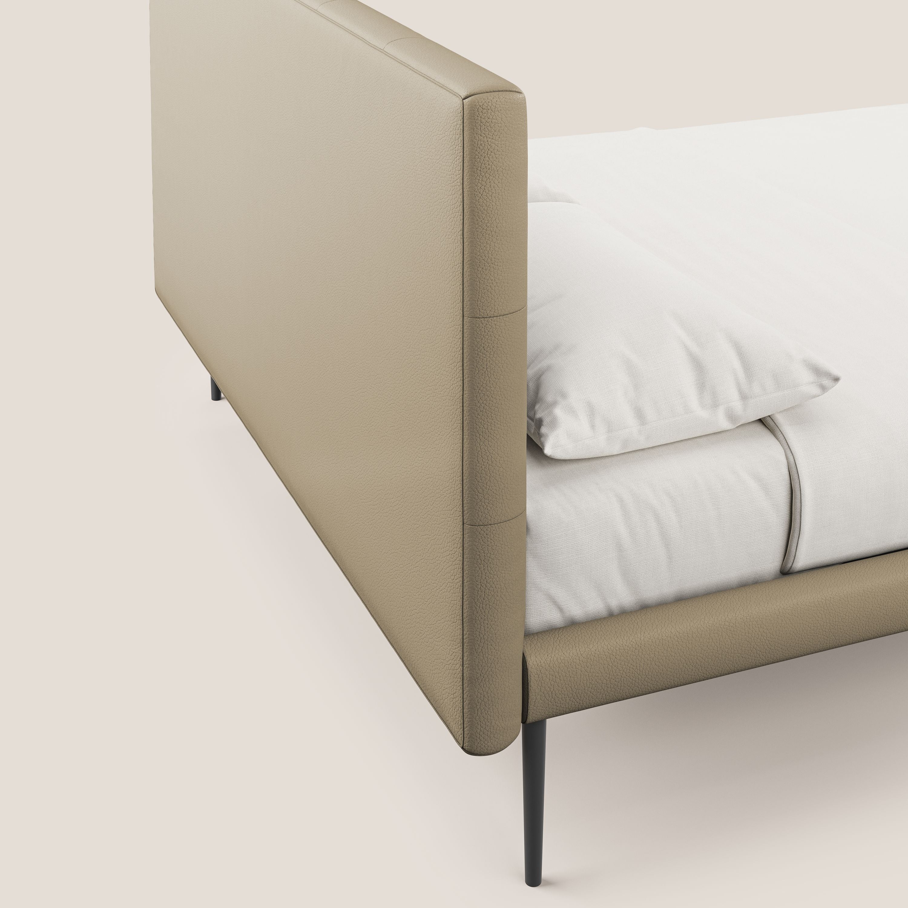 Midori letto imbottito trapuntato in ecopelle con piedini alti T04 beige - divani.store
