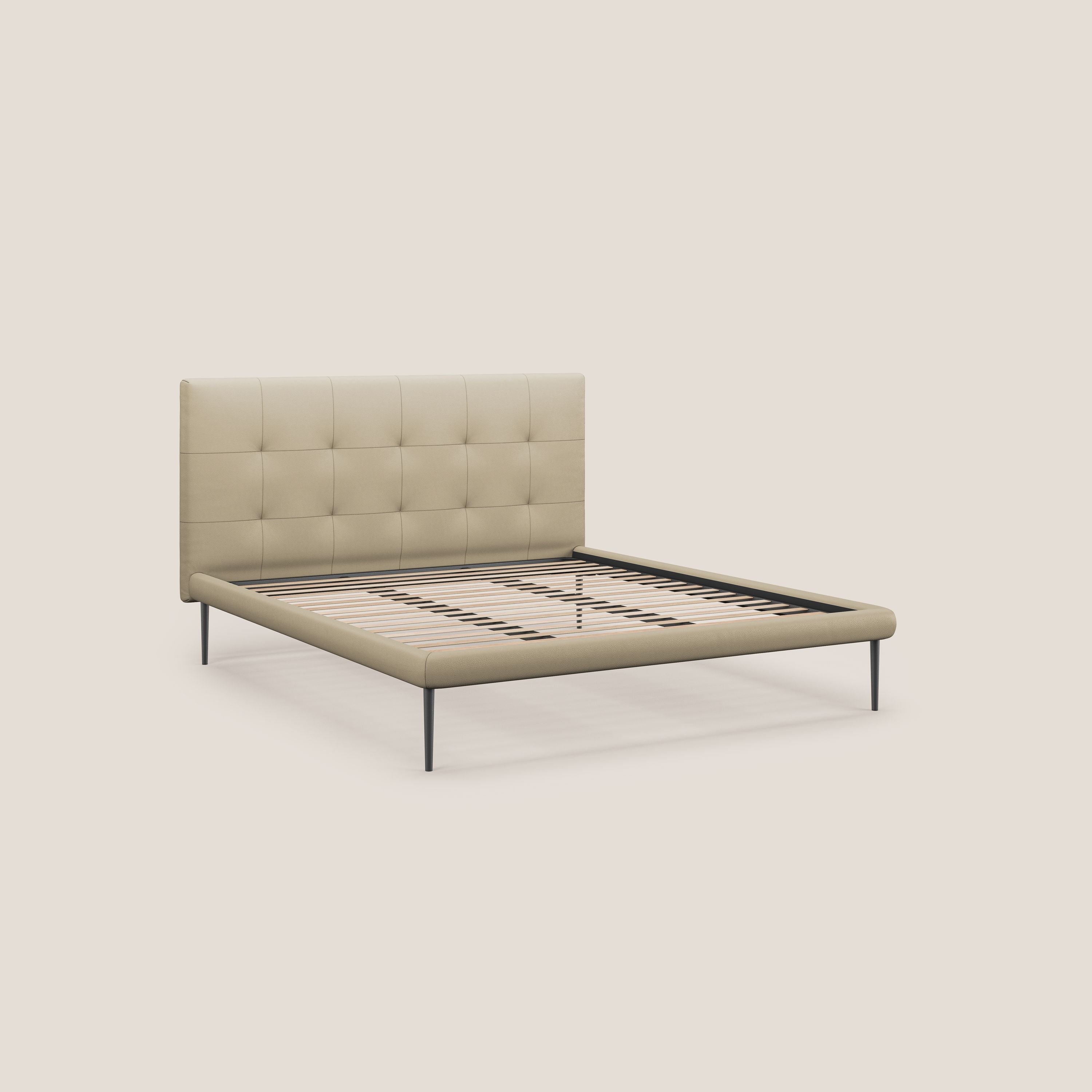 Midori letto imbottito trapuntato in ecopelle con piedini alti T04 panna - divani.store