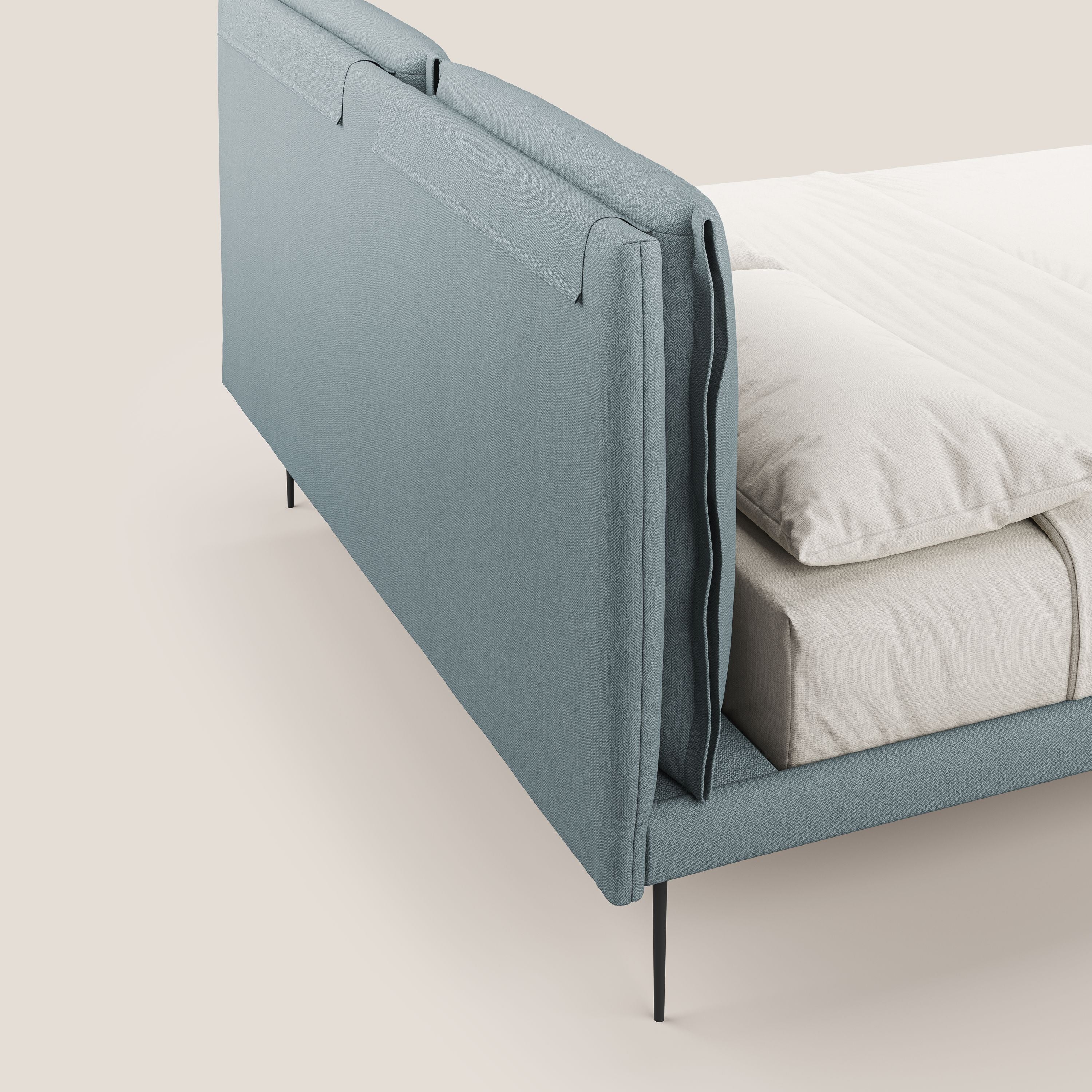 Noah letto con cuscini regolabili e piedi alti in metallo in tessuto smacchiabile T05 carta da zucchero - divani.store