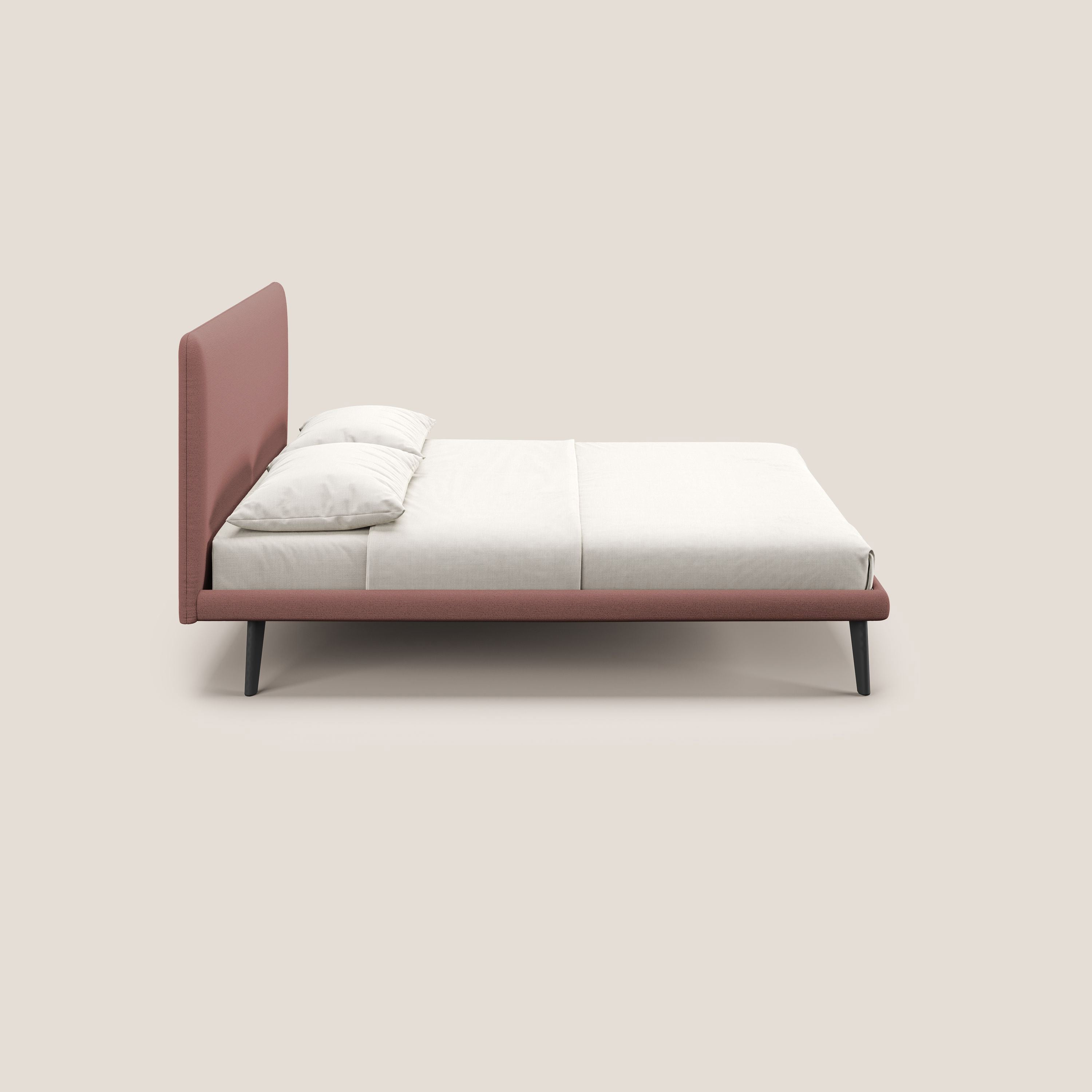 Noel letto minimal scandinavo con piedi in mogano e tessuto fiammato impermeabile T19 salmone - divani.store