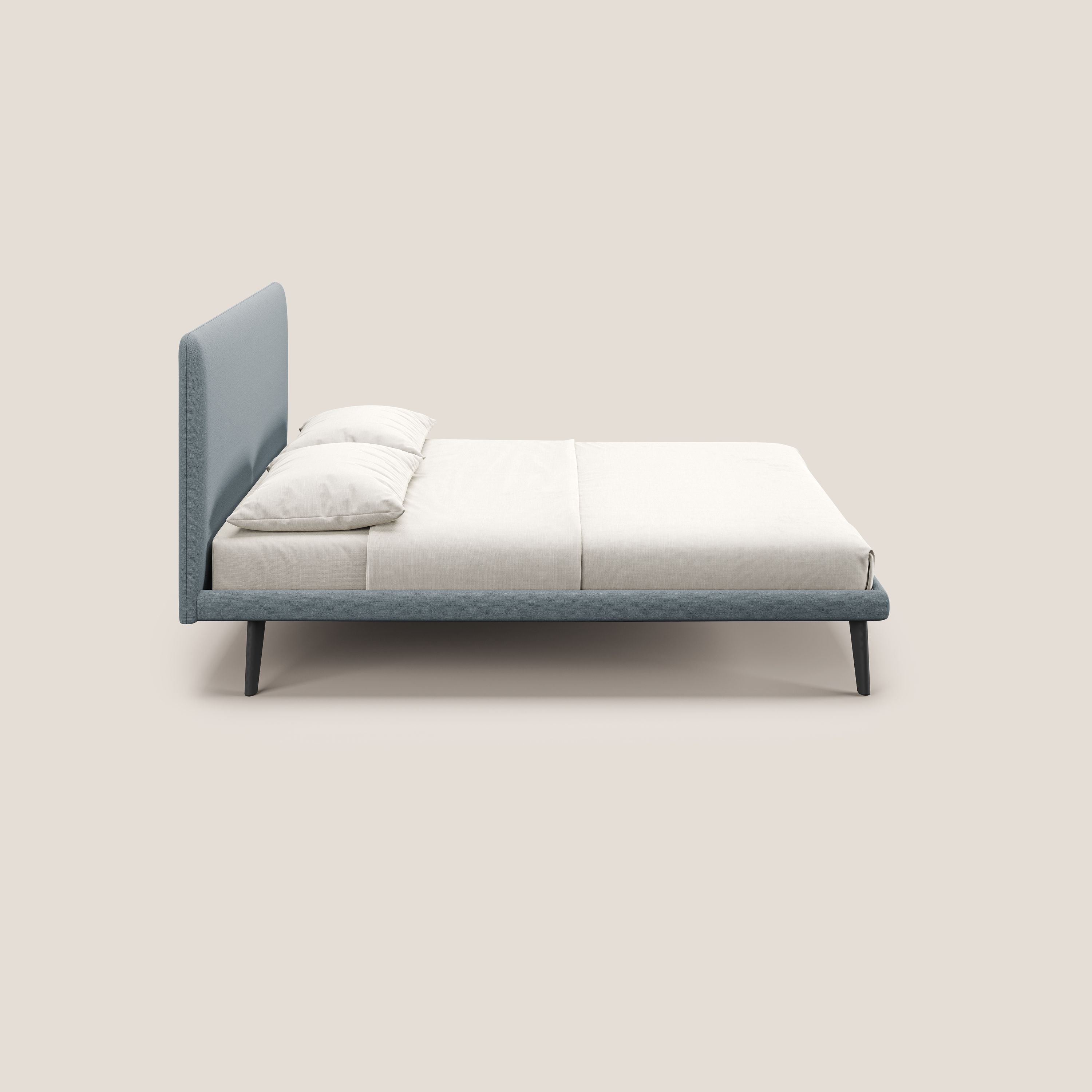 Noel letto minimal scandinavo con piedi in mogano e tessuto fiammato impermeabile T19 carta da zucchero - divani.store