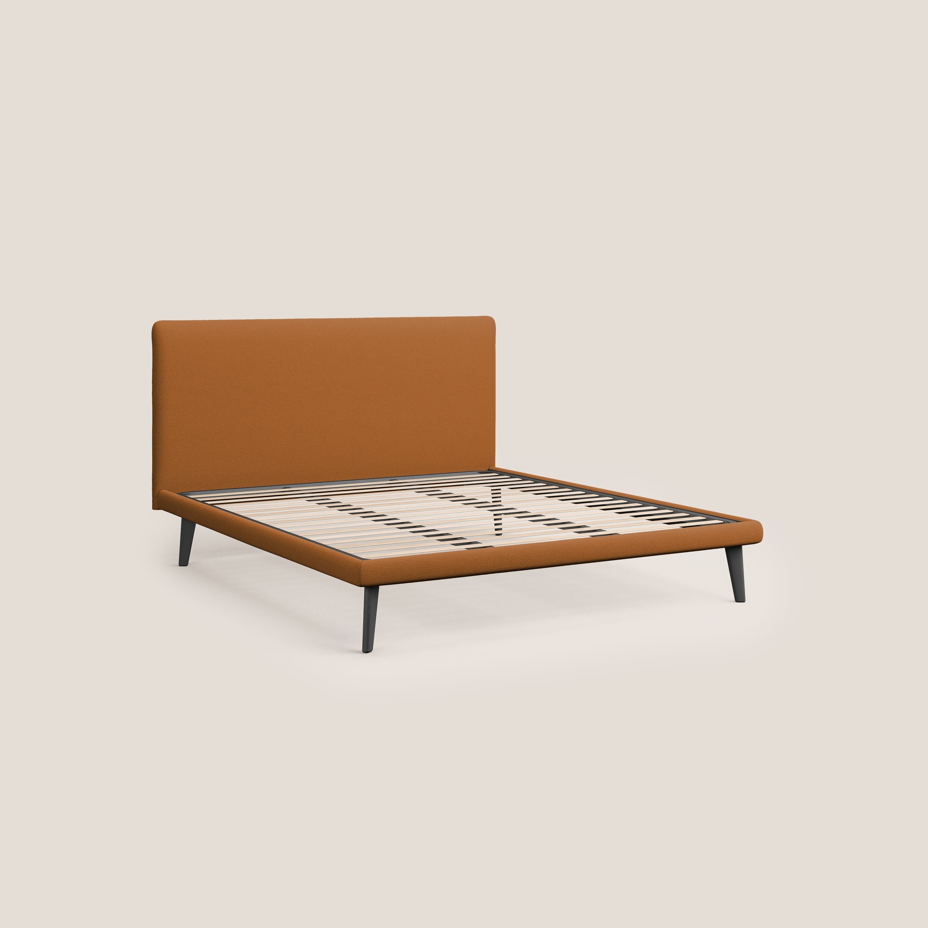 Noel letto minimal scandinavo con piedi in mogano e tessuto fiammato impermeabile T19 arancio - divani.store