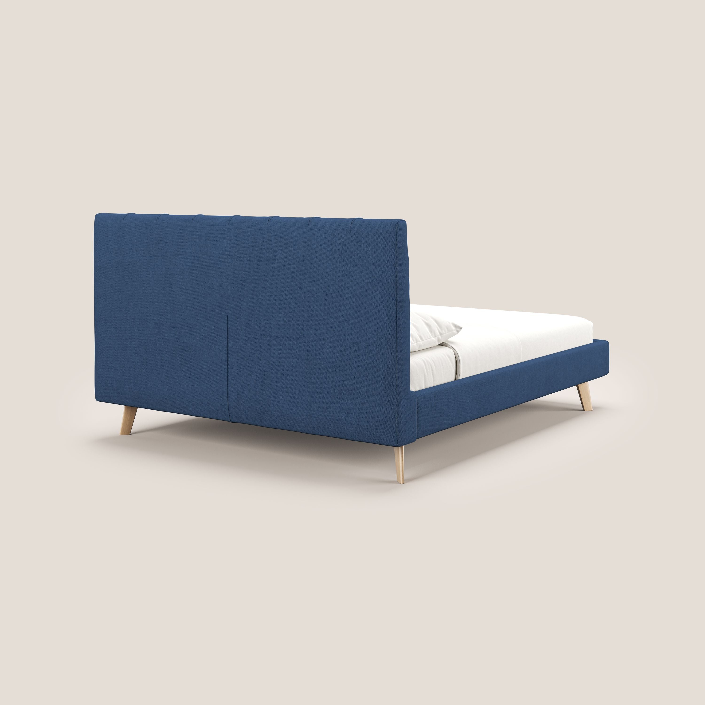 Selene letto imbottito con piedini naturali sfoderabile in tessuto impermeabile T02 blu - divani.store