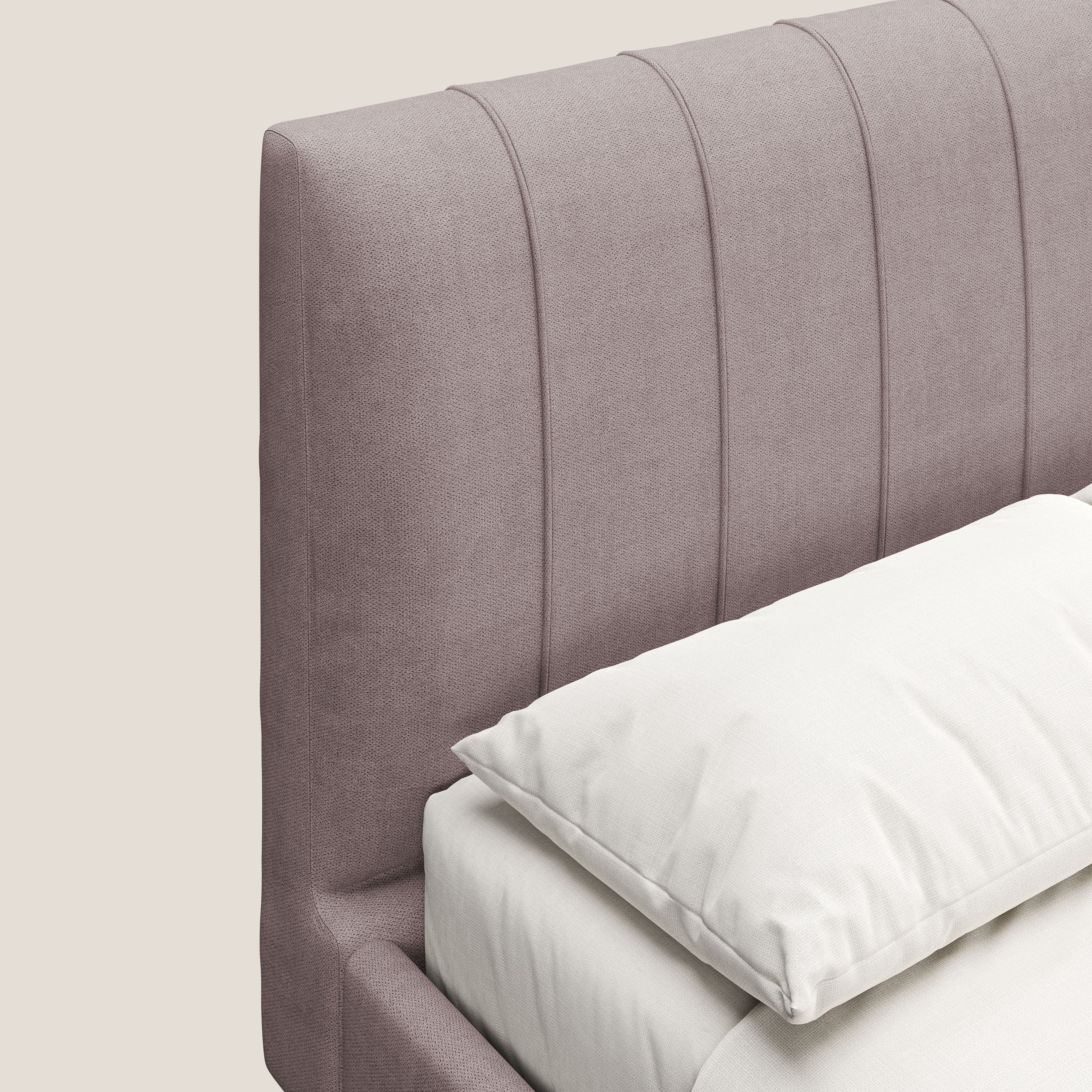 Selene letto imbottito con piedini naturali sfoderabile in tessuto impermeabile T02 rosa - divani.store