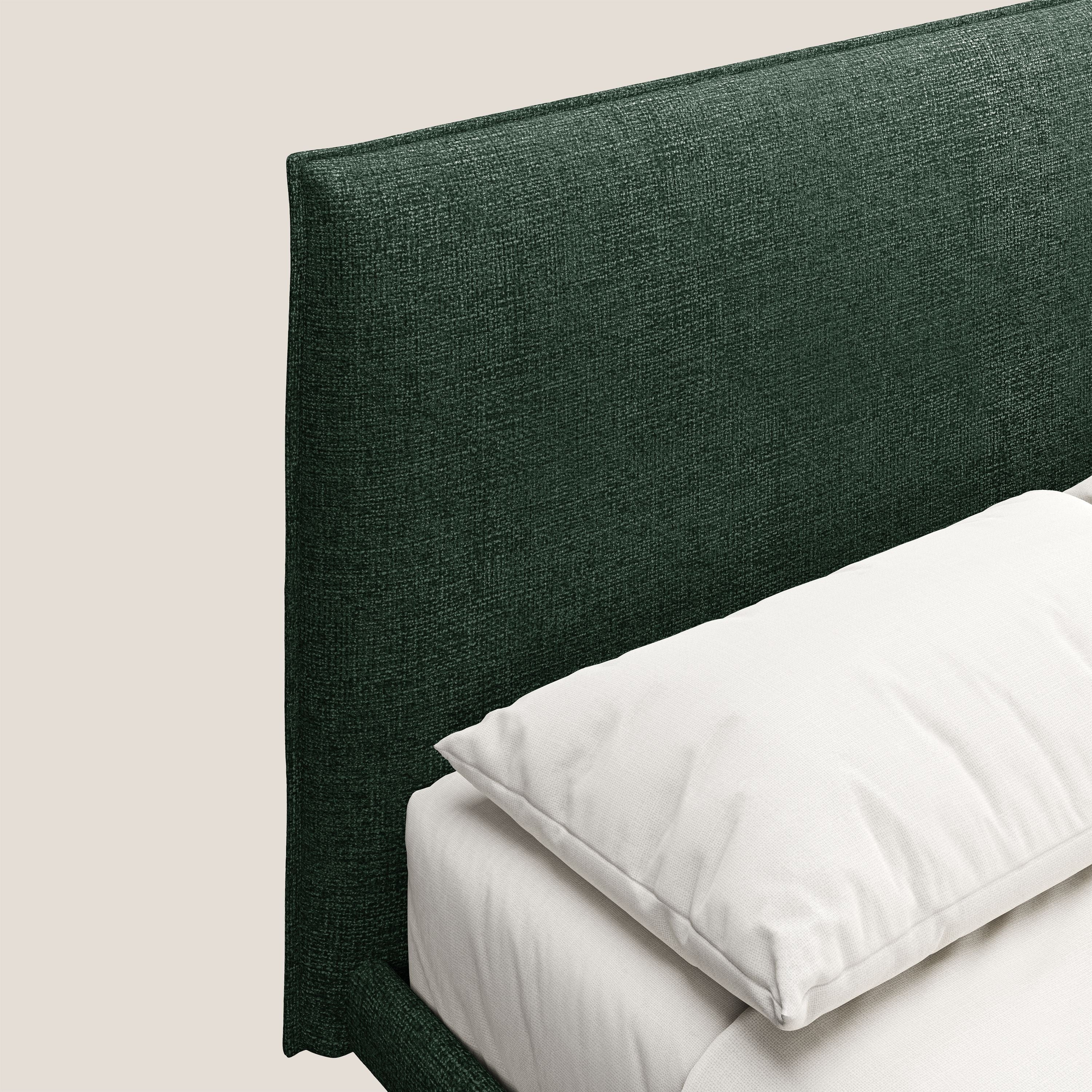 Theo letto imbottito moderno sfoderabile con piedi alti in metallo in tessuto impermeabile T10 verde - divani.store