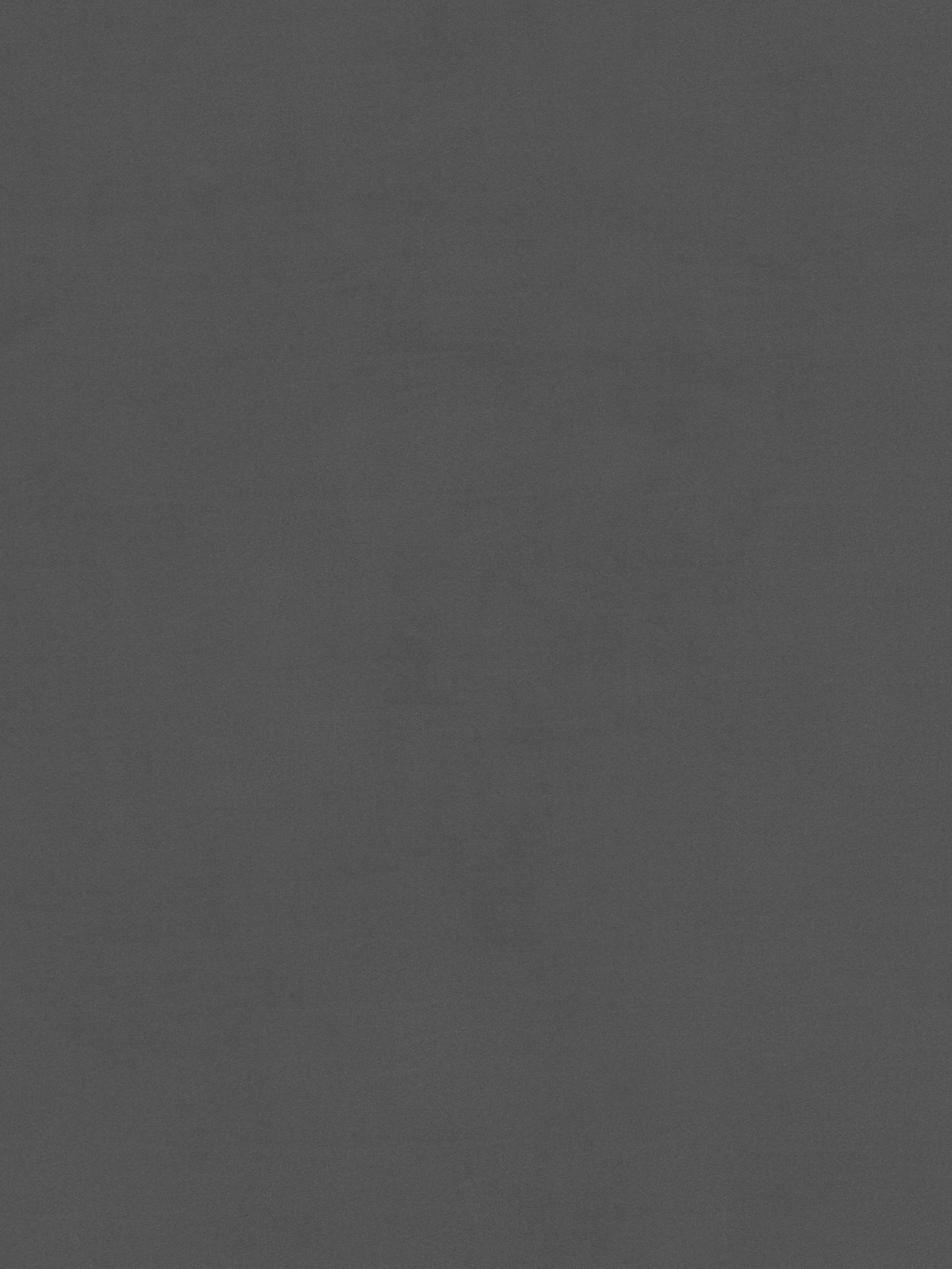 Certamente! Ecco una versione rielaborata della frase, che utilizza i dati del prodotto e non supera i 207 caratteri: Uno sfondo solido, grigio scuro e testurizzato, richiama le tonalità raffinate del divano moderno Eclipse di Divani.Store, realizzato in microfibra smacchiabile T11, con una finitura opaca, morbida e uniforme su tutta la superficie.
