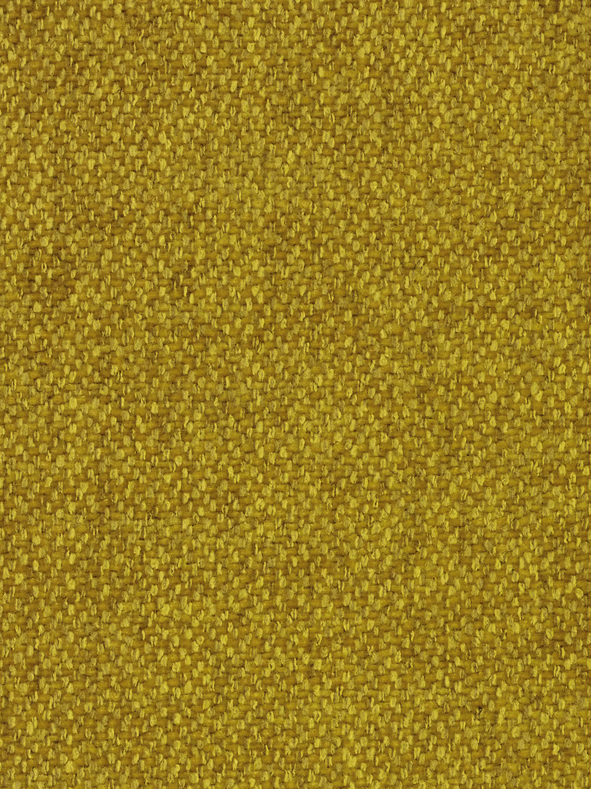 Primo piano del tessuto T23 antimacchia in giallo senape, caratterizzato da una trama grossolana con fili intrecciati visibili e una superficie leggermente irregolare. Questo tessuto da tappezzeria, spesso e resistente, è ideale per arredi come il divano Doric a 3 posti con sedute allungabili tramite relax elettrico e poggiatesta reclinabile di Divani.Store.
