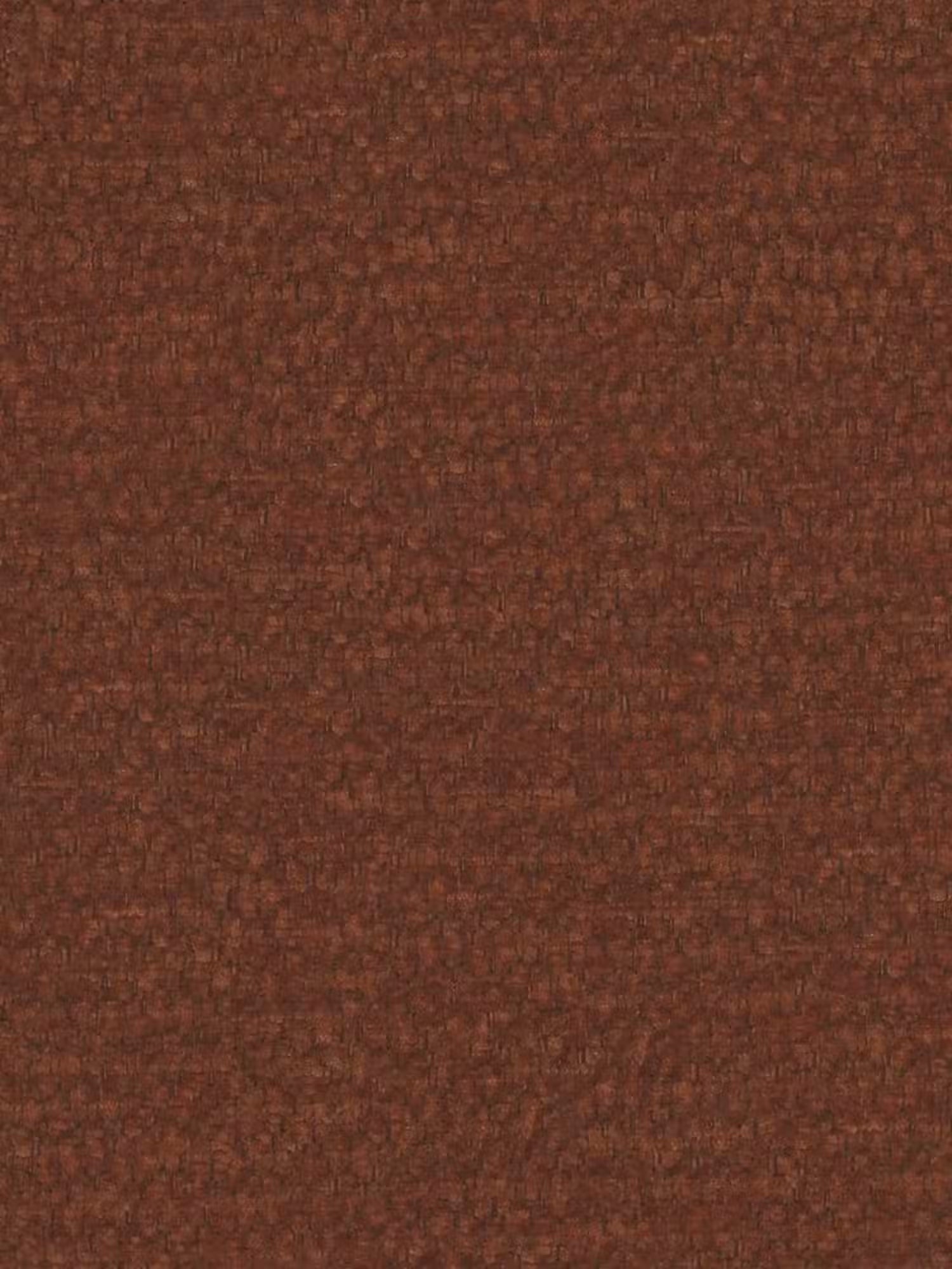 Primo piano della sedia imbottita Vico di Divani.Store: tessuto OEKO-TEX® morbido al tatto in una ricca tonalità di rosso-marrone, a trama fitta con finitura a riccioli, abbinato a gambe in metallo nero per un design moderno.